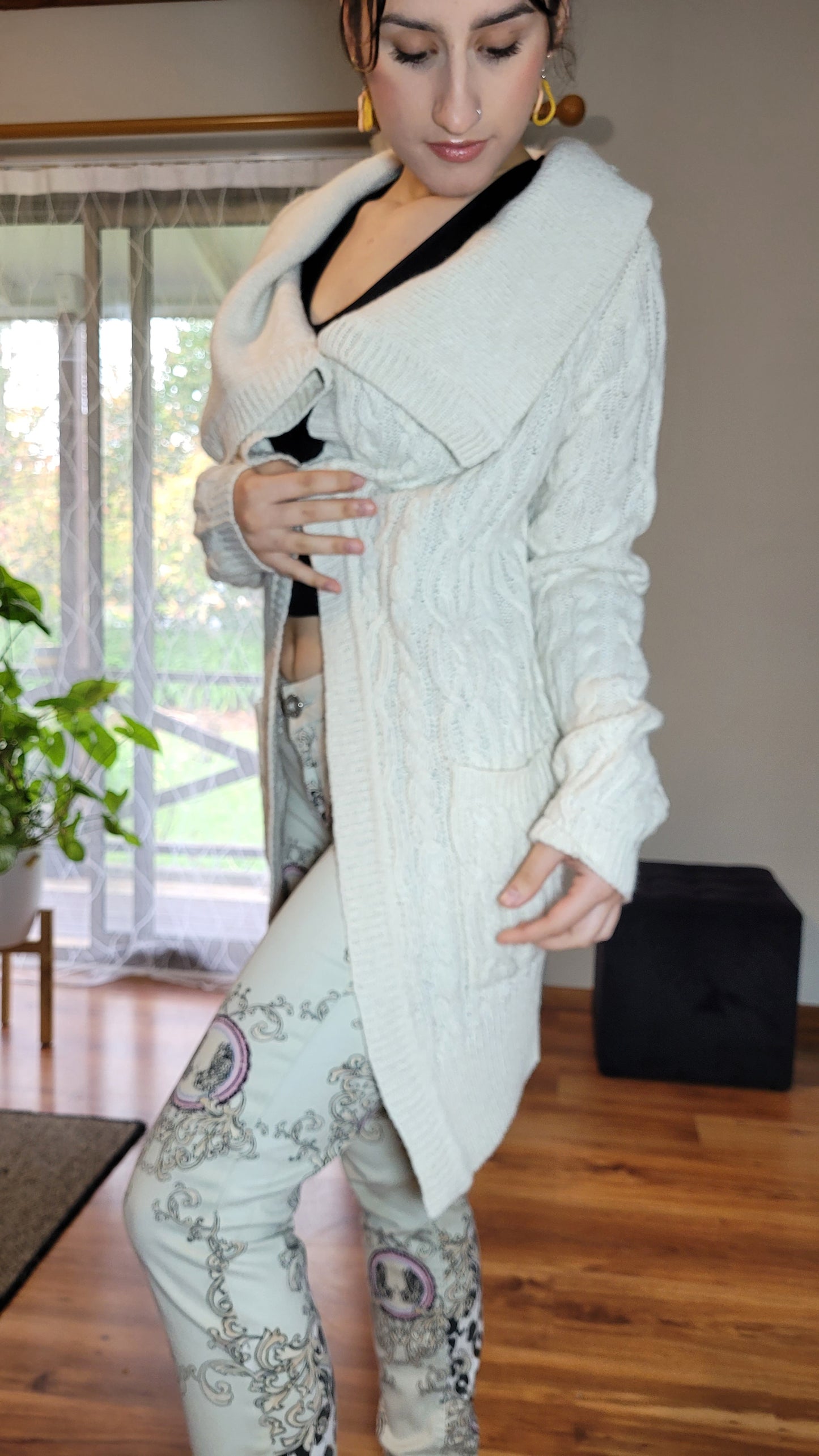 Lovely knit Cardi by Just Jean