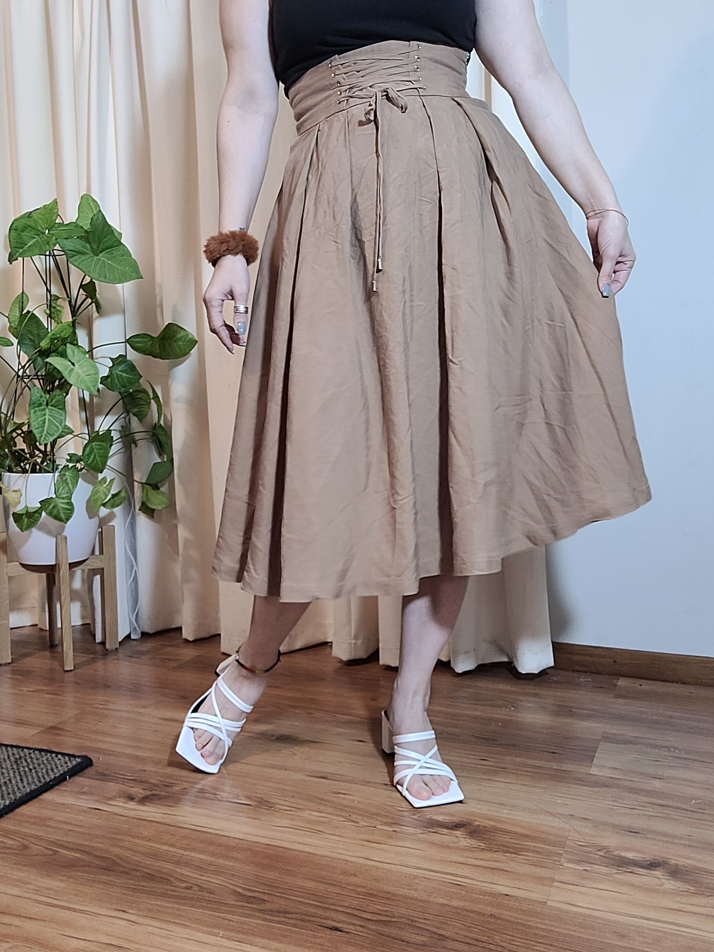 Gorgeous Midi length skirt Brown Skirt