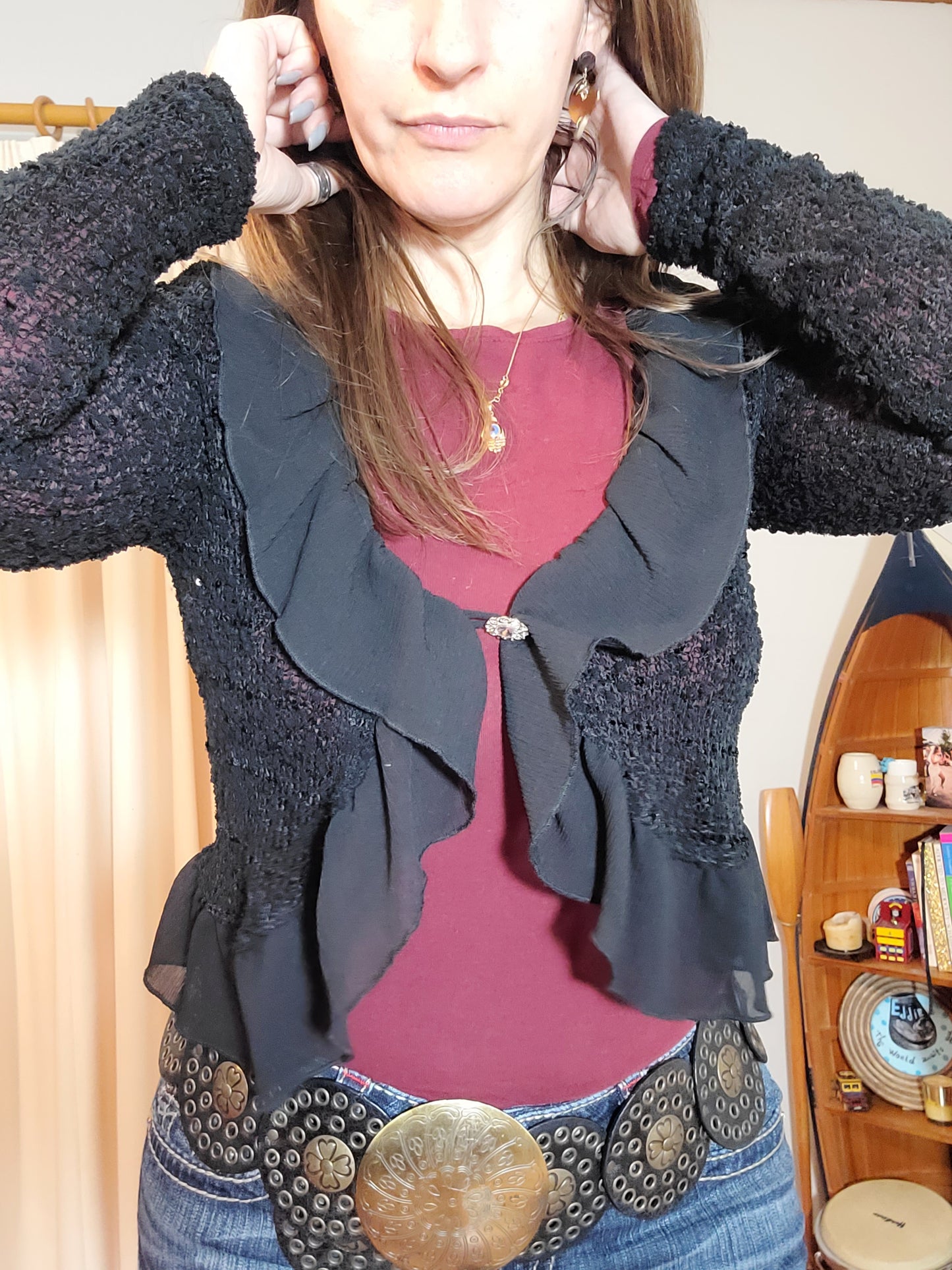 Lace top - Black top with ruffled see-throgh hem