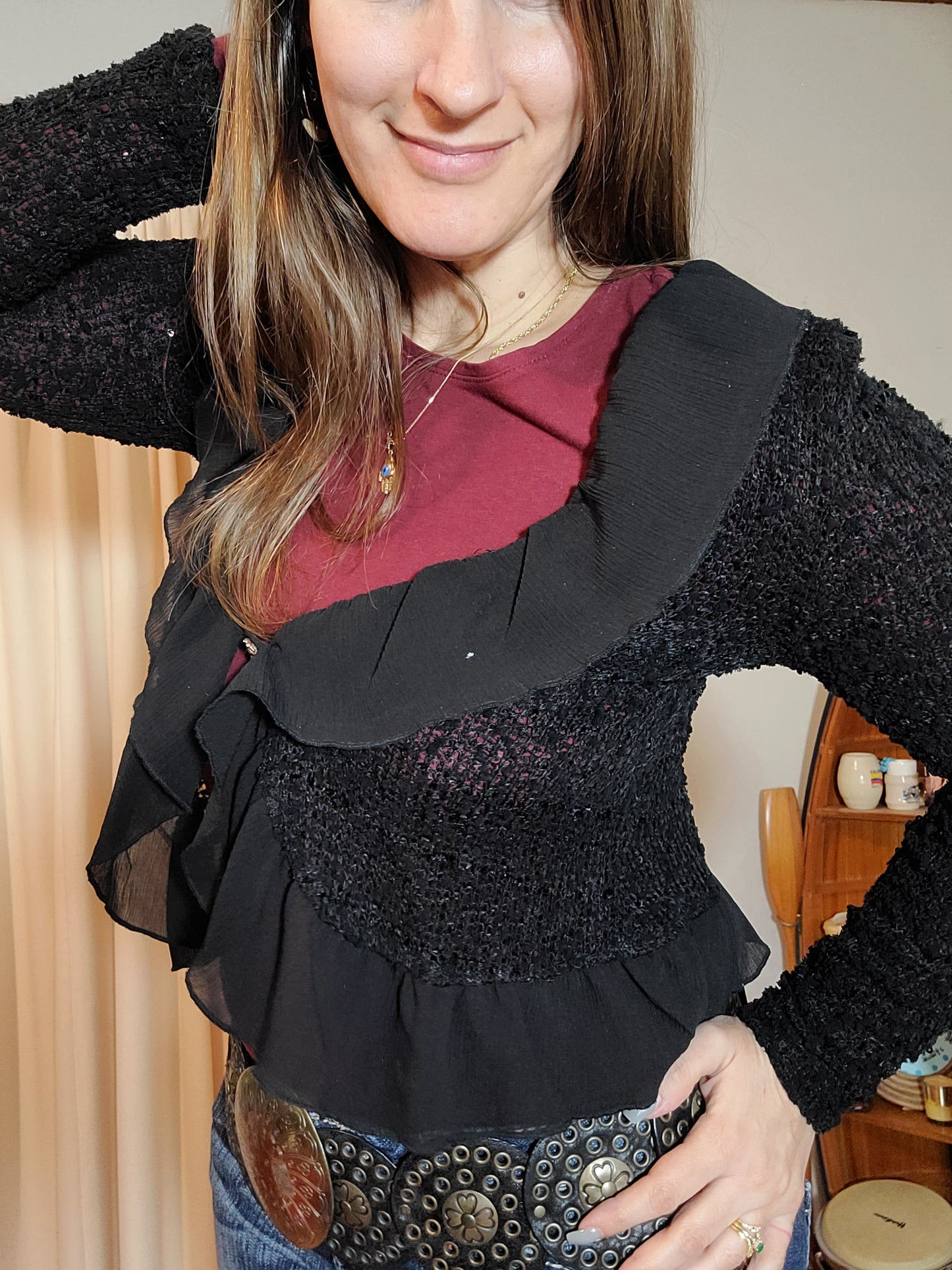 Lace top - Black top with ruffled see-throgh hem