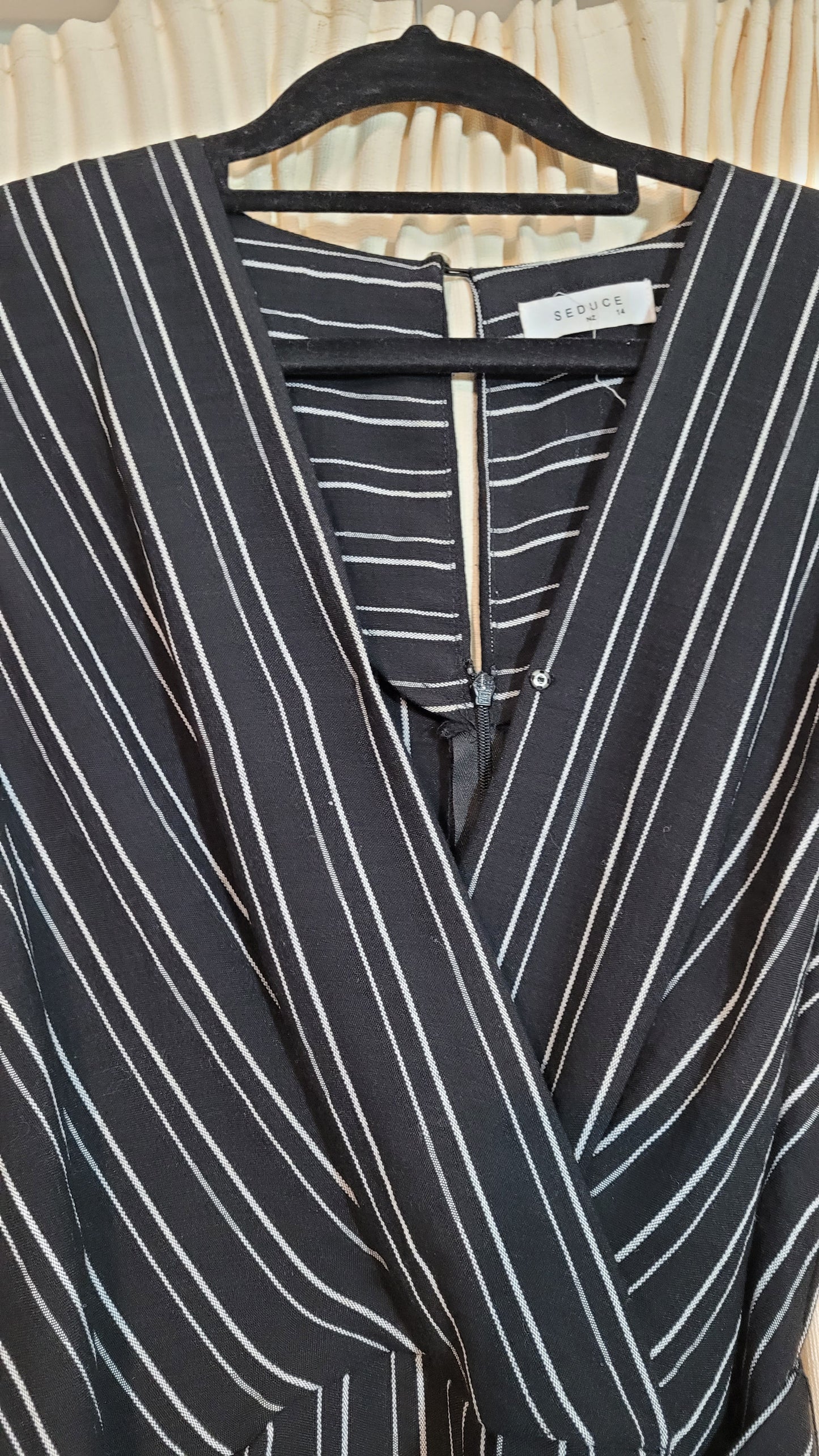 Lovely used Jumpsuit - Belted jumpsuit - Striped jumpsuit Size 14.