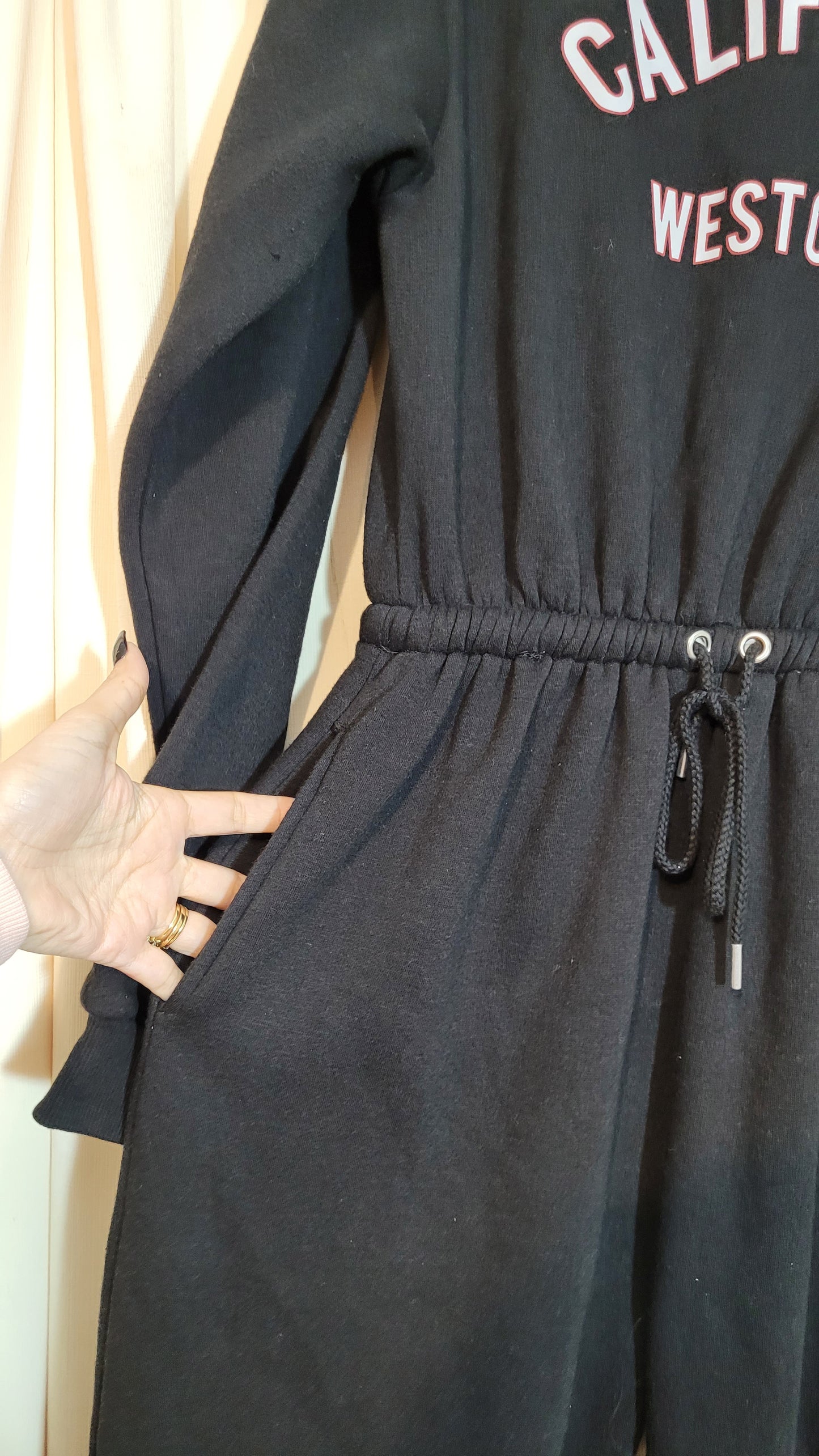Black California long sleeves Jumpsuit -Black preloved jumpsuit