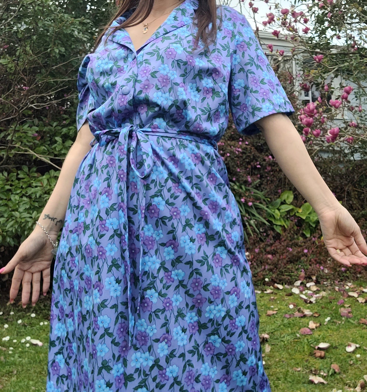 Timeless Floral Eves St. Clair Vintage Dress with Belt - Size 14
