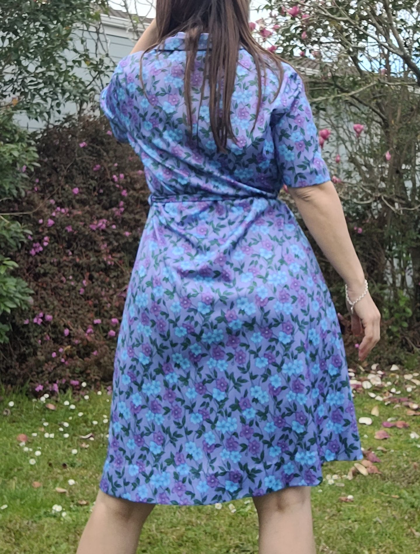 Timeless Floral Eves St. Clair Vintage Dress with Belt - Size 14