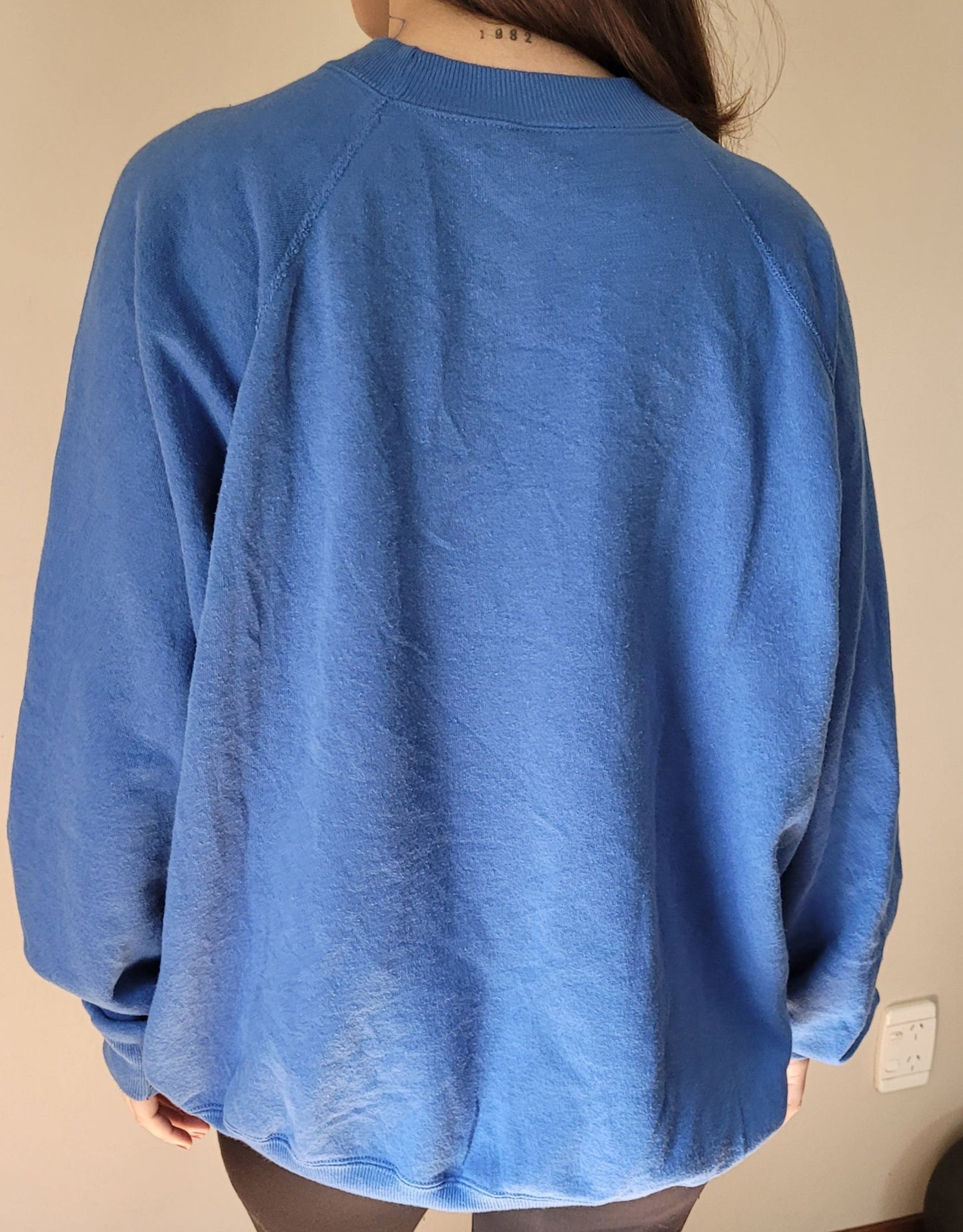 Vintage 1993 Superman Crewneck Sweatshirt – Classic Collector's Piece Vintage top