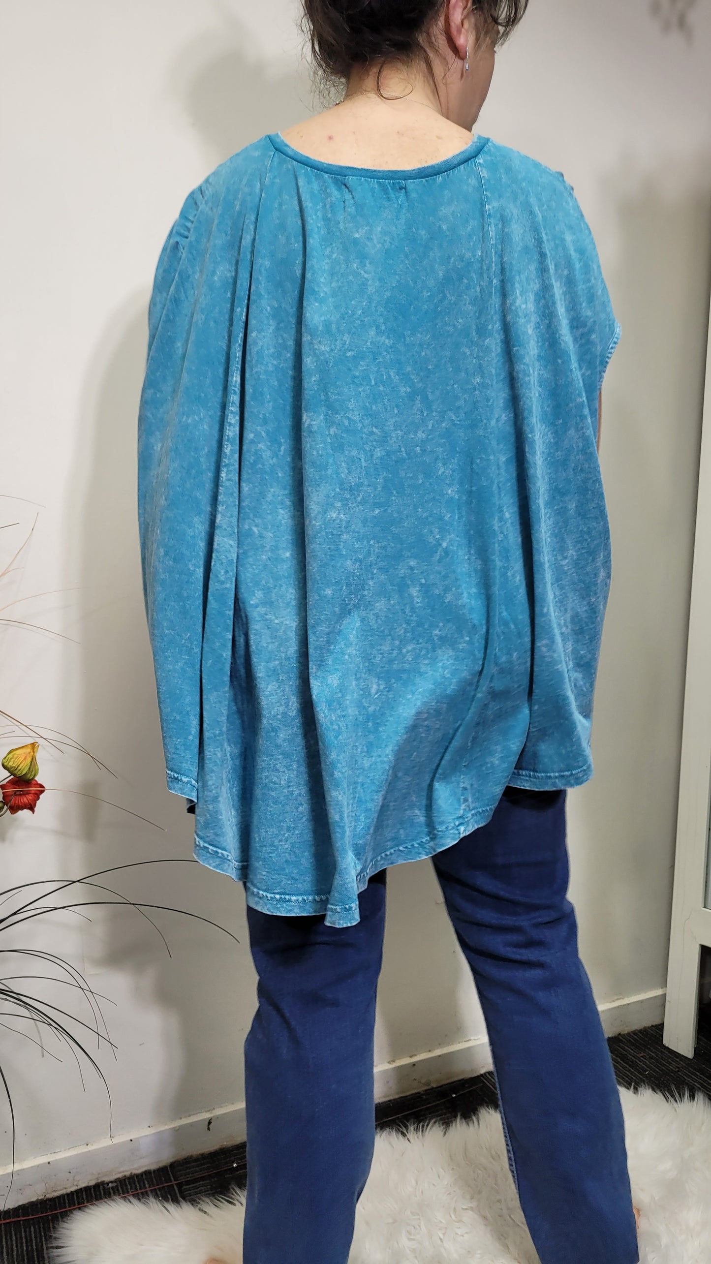 Turquoise Plus-Size Top - Second Hand Store Find. Tigger Painted Design Top - One Size Fits All