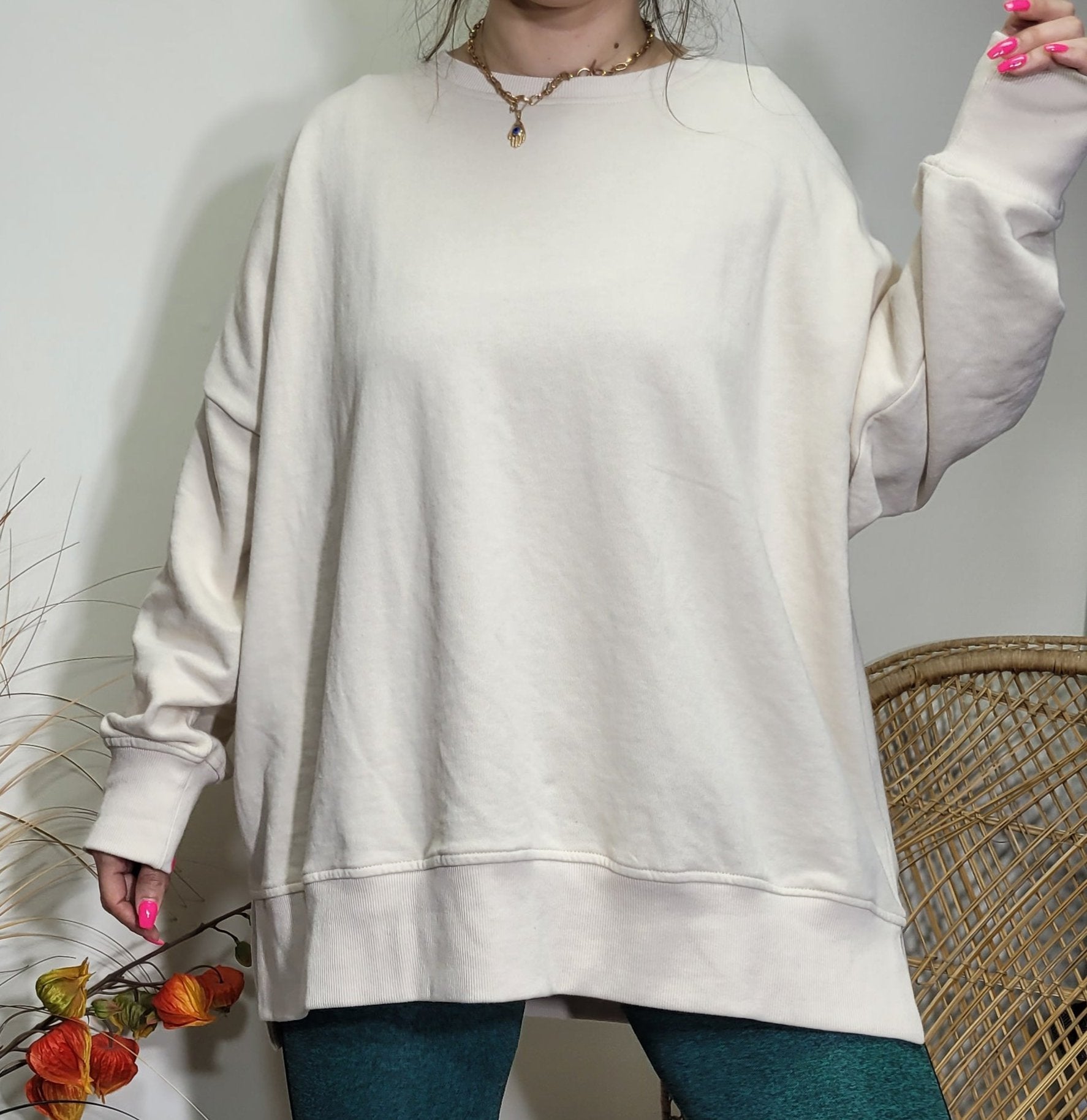 biege top crewneck Plus size Top Sweater oversized top for sale in Auckland