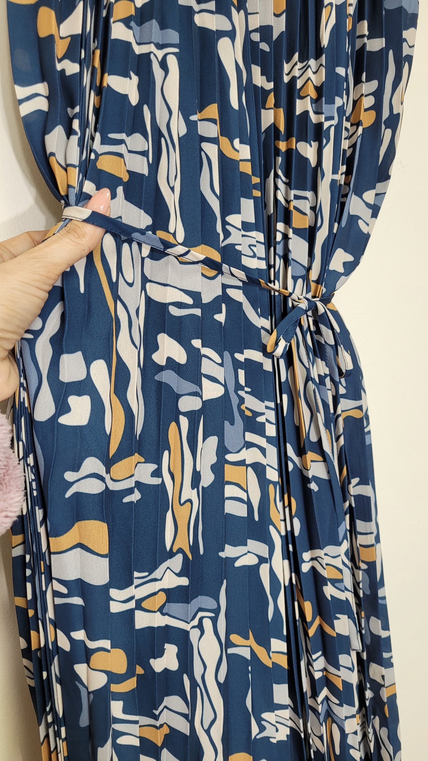 Second hand Dress - Grace Hill Pleated Panelled Dress