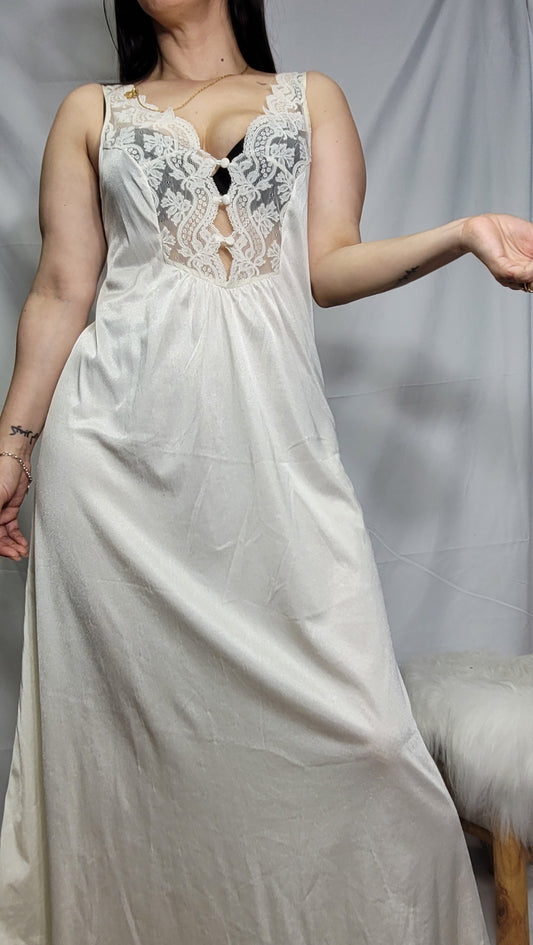 Lovely Vintage Slip wear - slip Dress- Night Gown - nighty