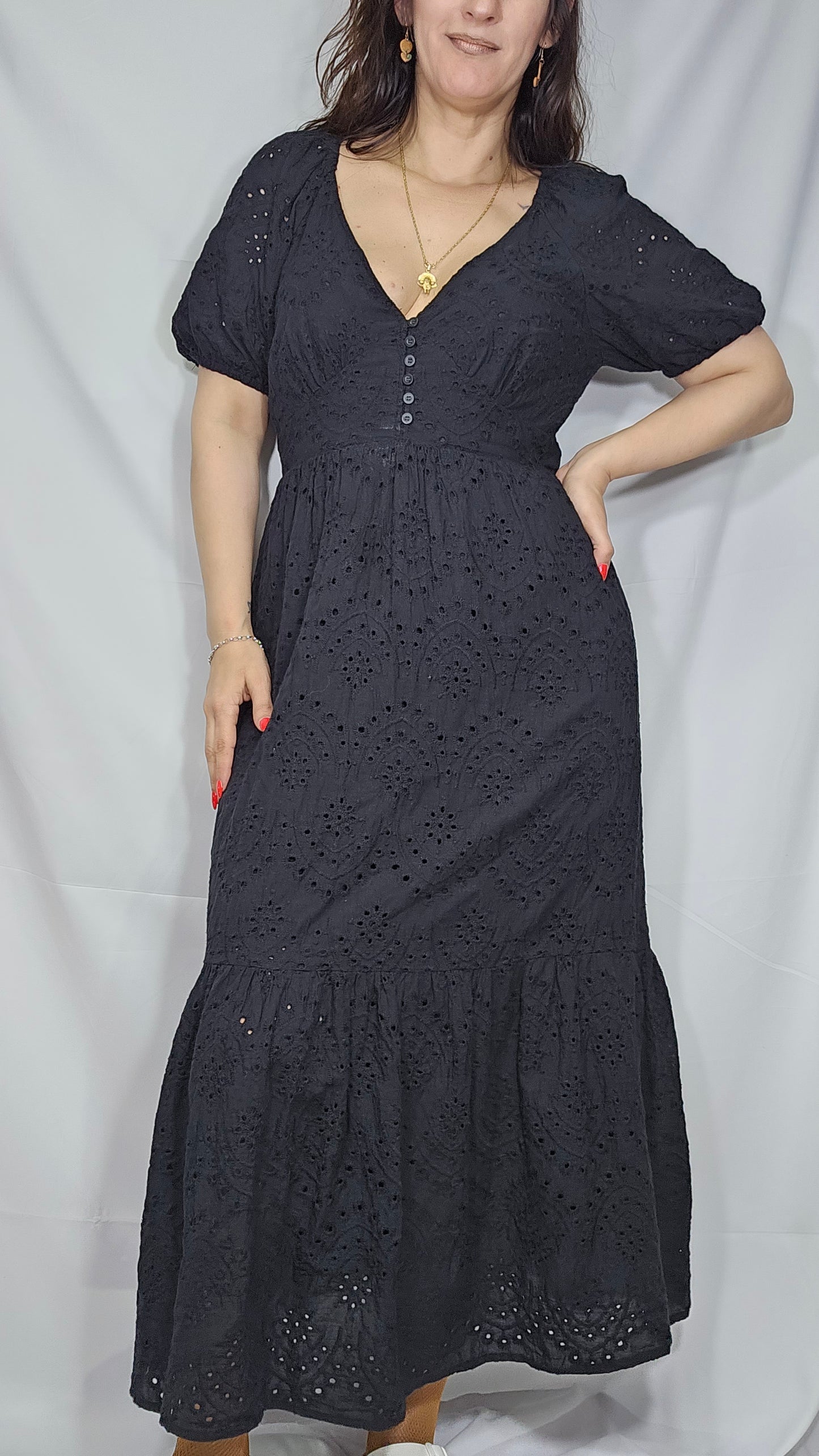 Gorgeous Broderie Black Midi - Maxi Dress