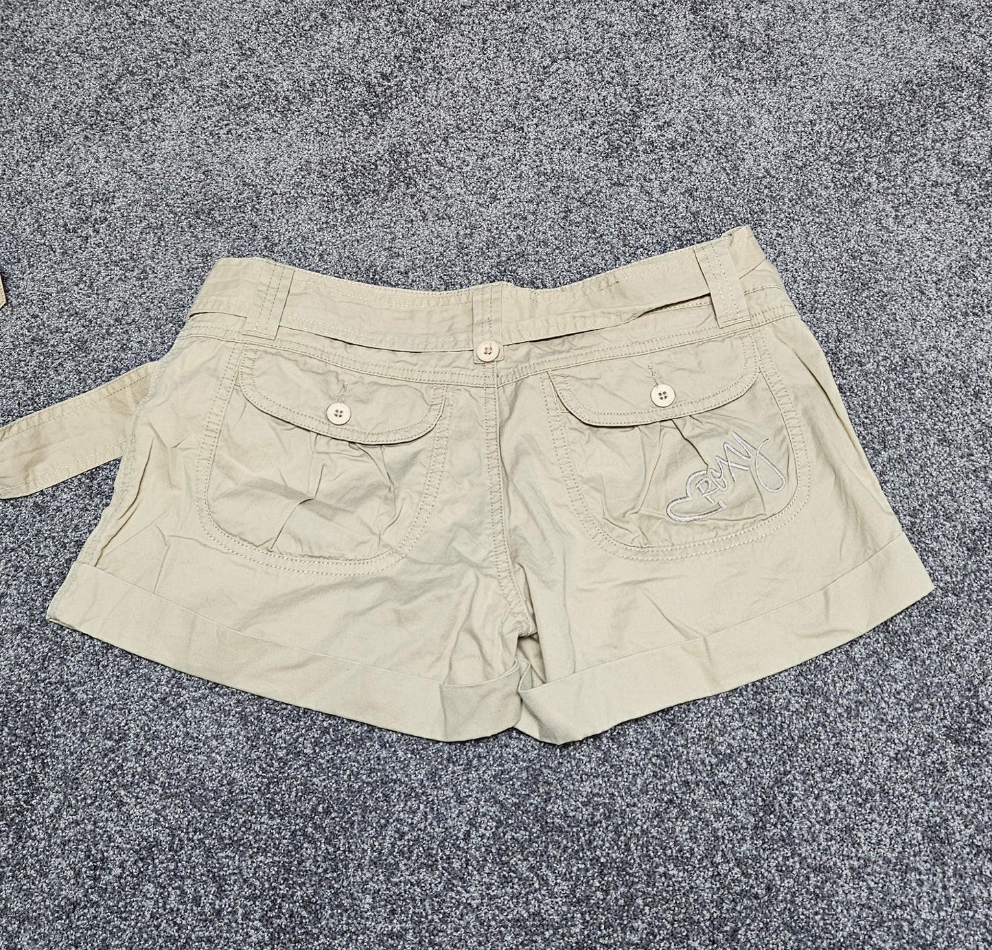 Stunning Cargo Roxy shorts size 10 - Preloved Roxy shorts