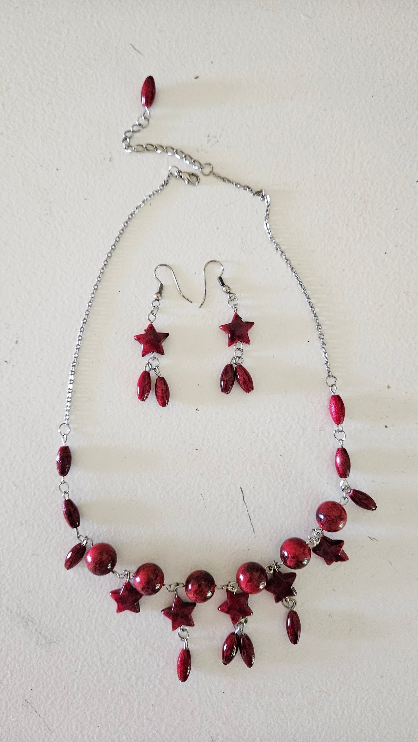 Beautiful set of necklace with earrings Red Jewelry set