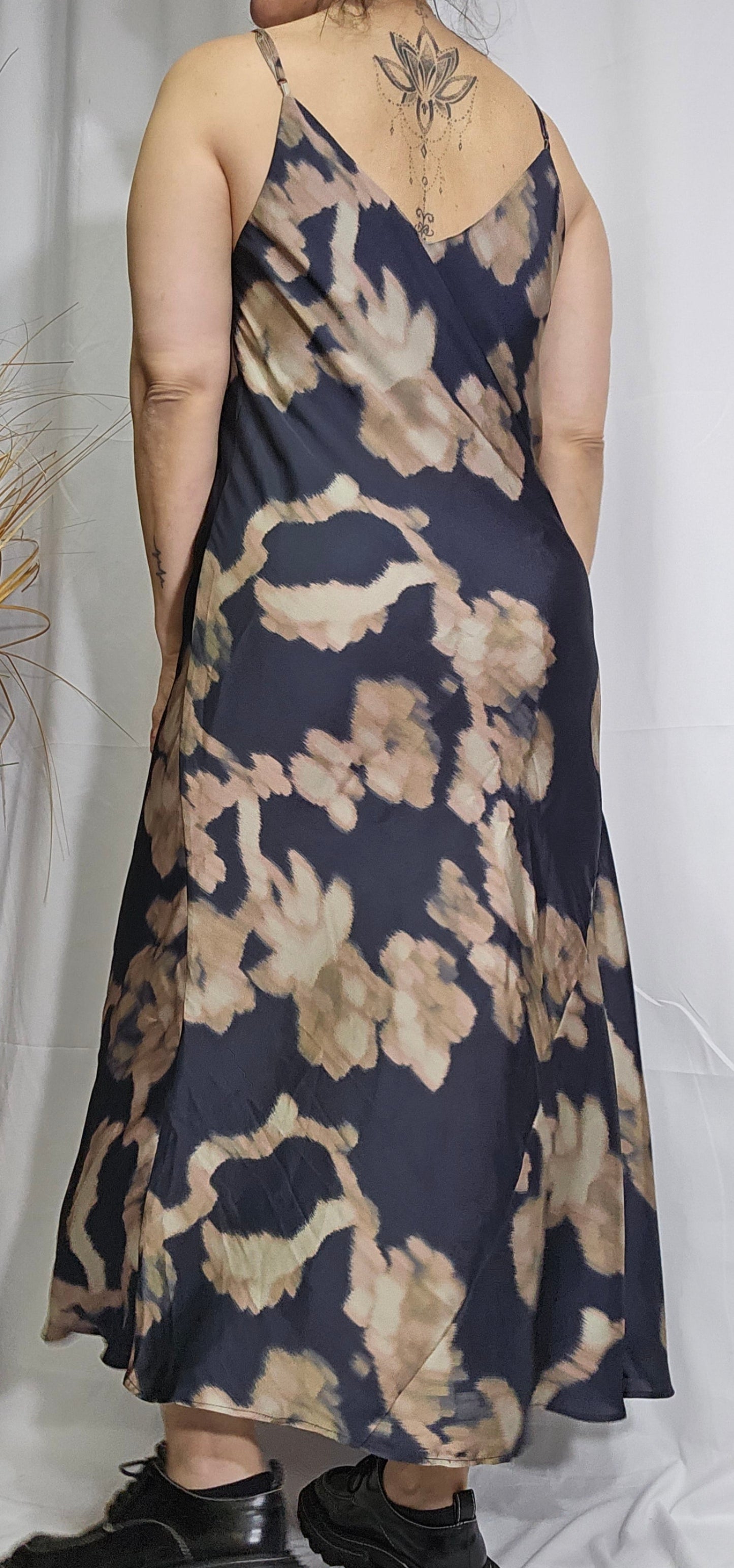 Preloved Dress - Cami Dress  flurry floral Dress