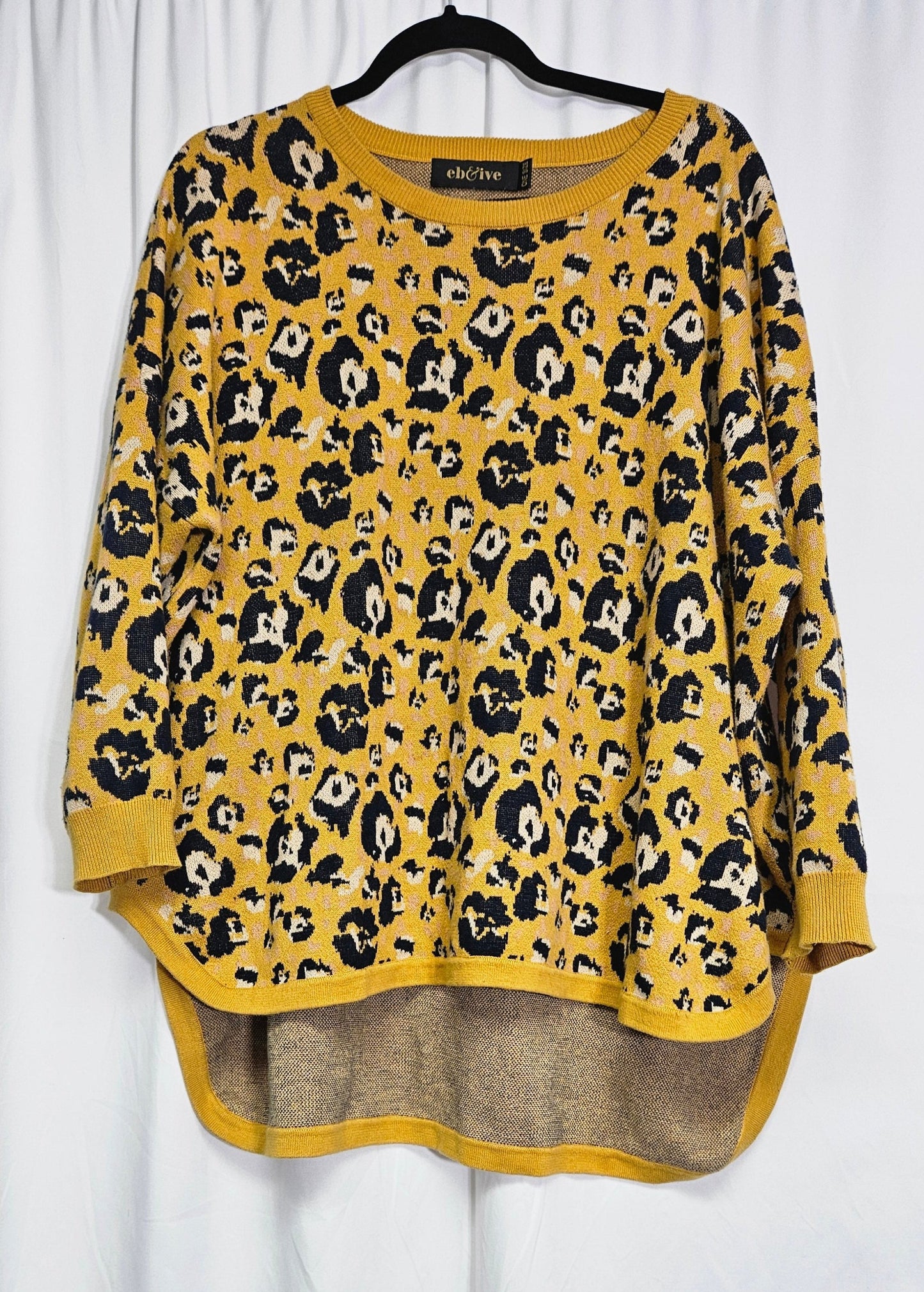 Beautiful casual pullover - Sweater - Jumper - Top