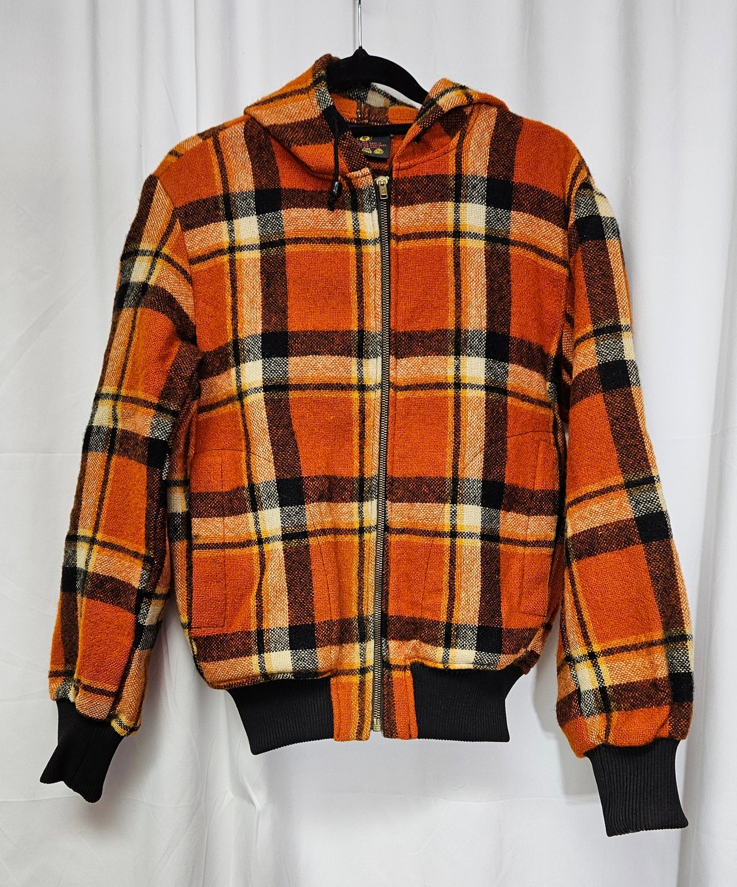 Hunters gold Vintage Plaid Bomber jacket 100 % NZ wool Vintage Tartan Coat