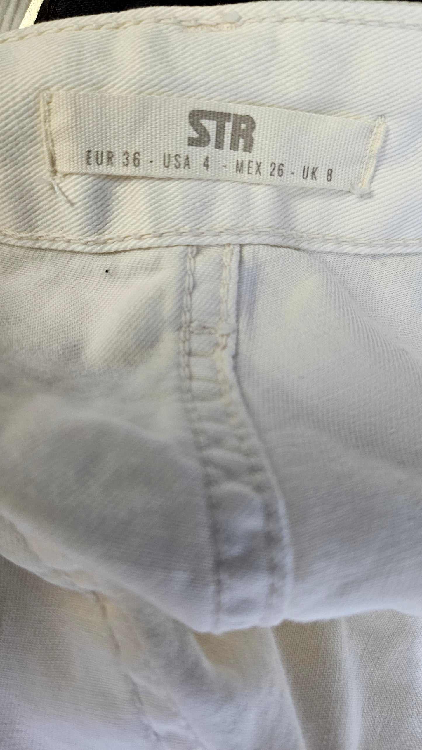 Baggy fit Cargo Pants - Trousers in Bone Size Small