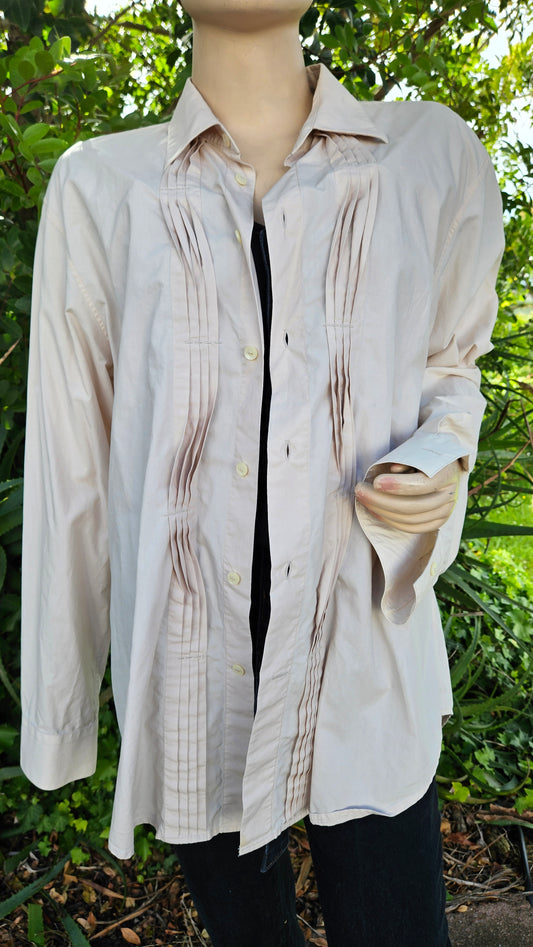 Calvin Klein cream Shirt Pleated front detail, size extra large, in preloved condition
