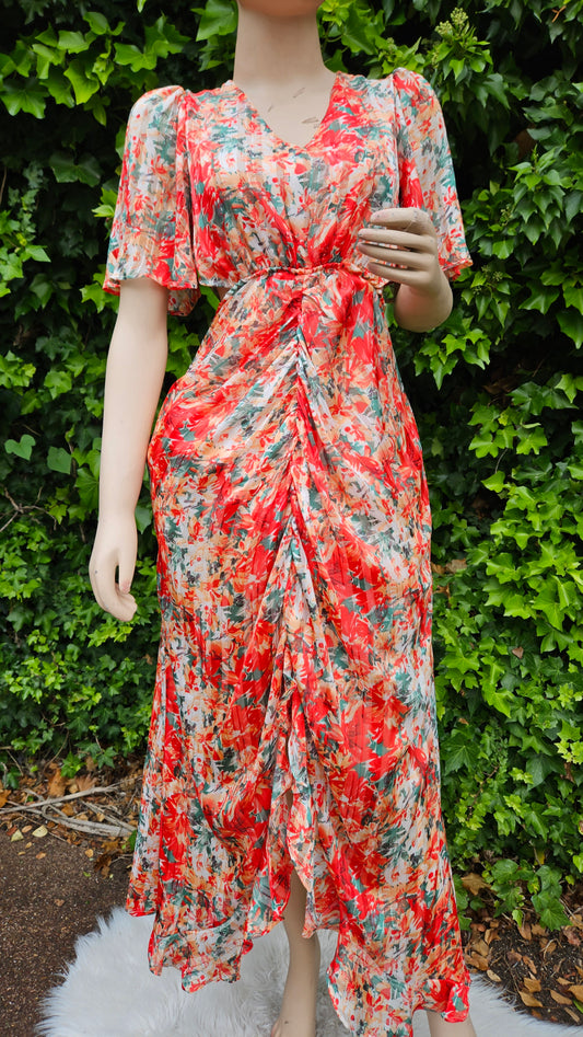 Gorgeous Floral preloved Dress Size 8.