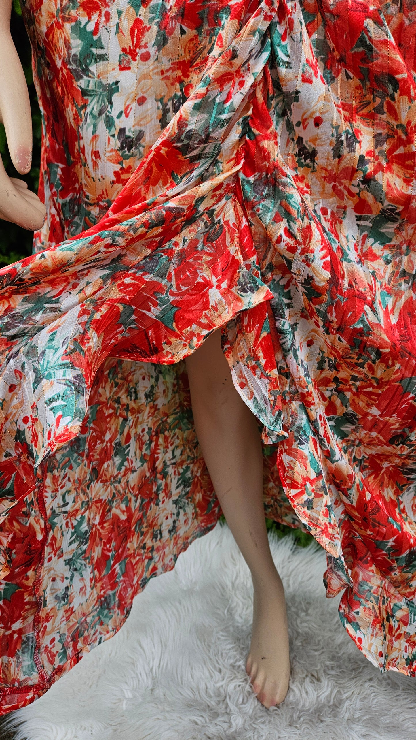 Gorgeous Floral preloved Dress Size 8.