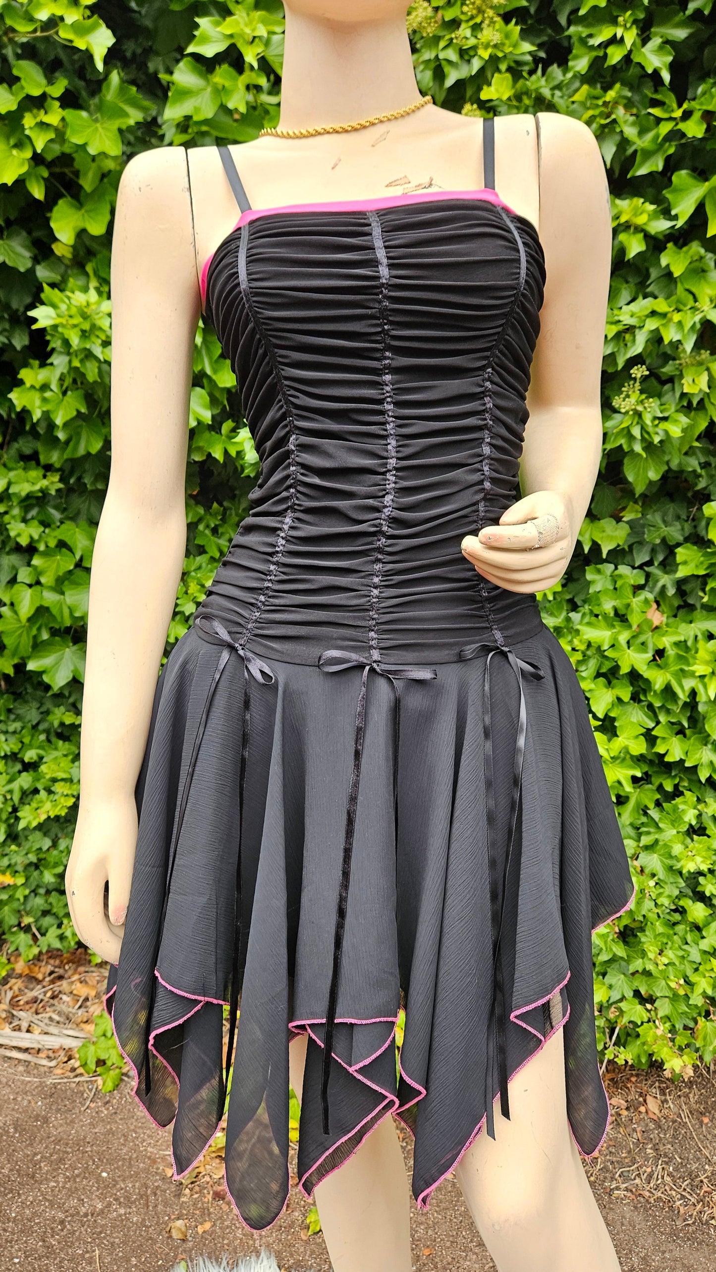 Lovely vintage Black & Pink Ruched dress- y2k asymmetrical hem Dress
