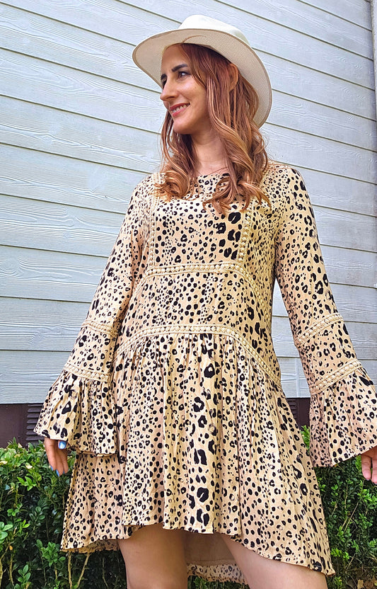 Pink Diamond Casual Leopard Dress Size M Womens Beige Black Dots Long Sleeve - Short Dress - Mini Dress