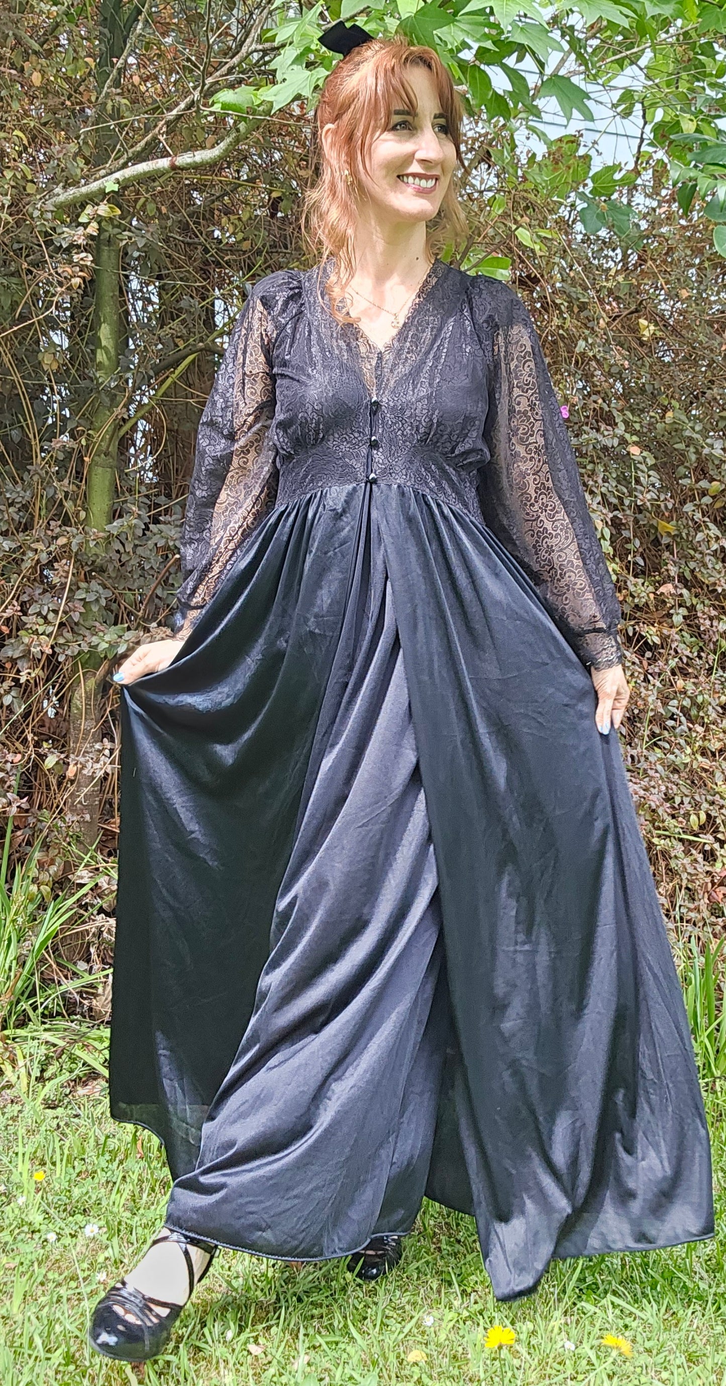 Black Vintage Robe & Slip dress set by Bendon Lingerie lace Gown Vintage Robe