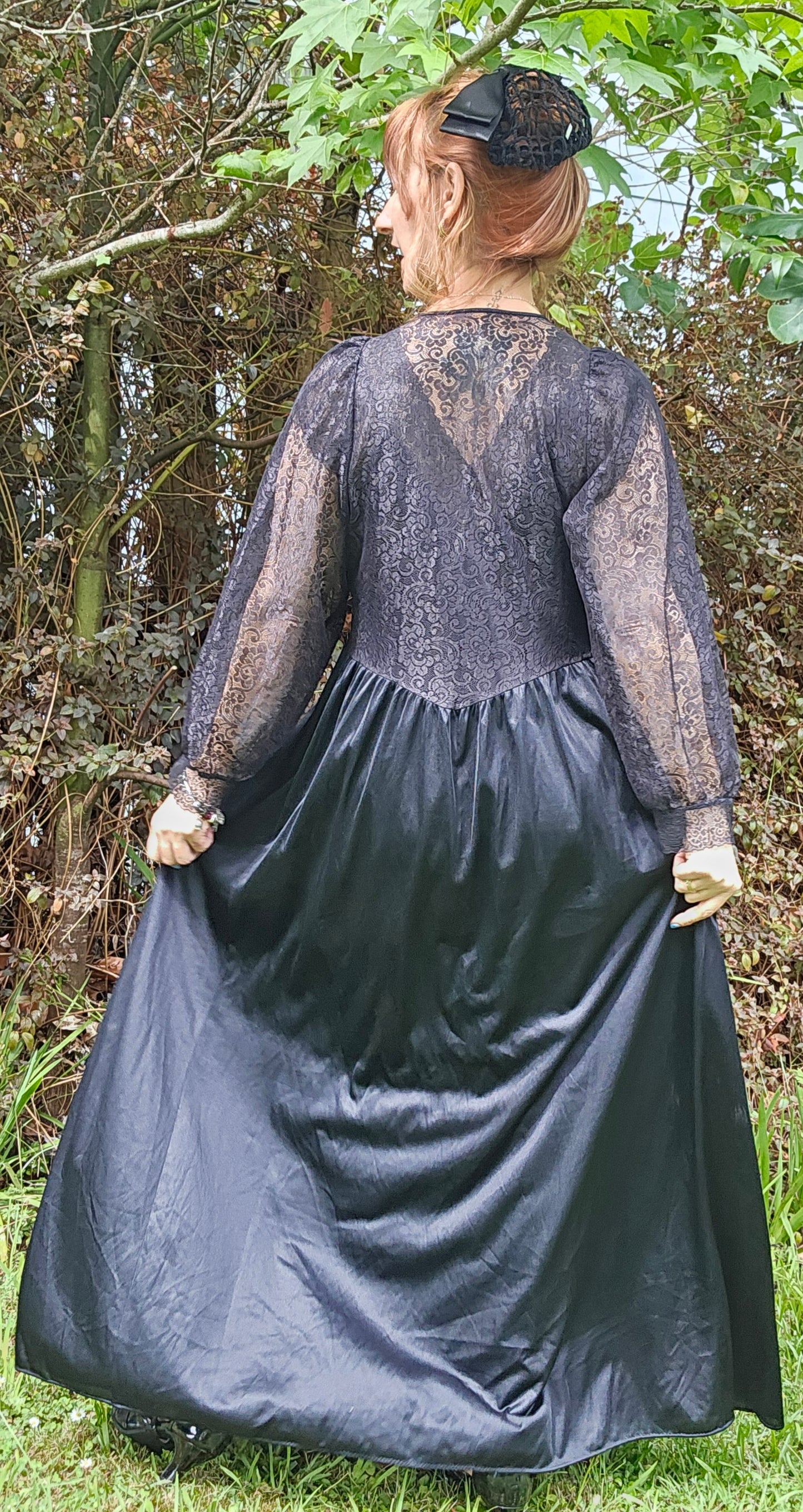 Black Vintage Robe & Slip dress set by Bendon Lingerie lace Gown Vintage Robe