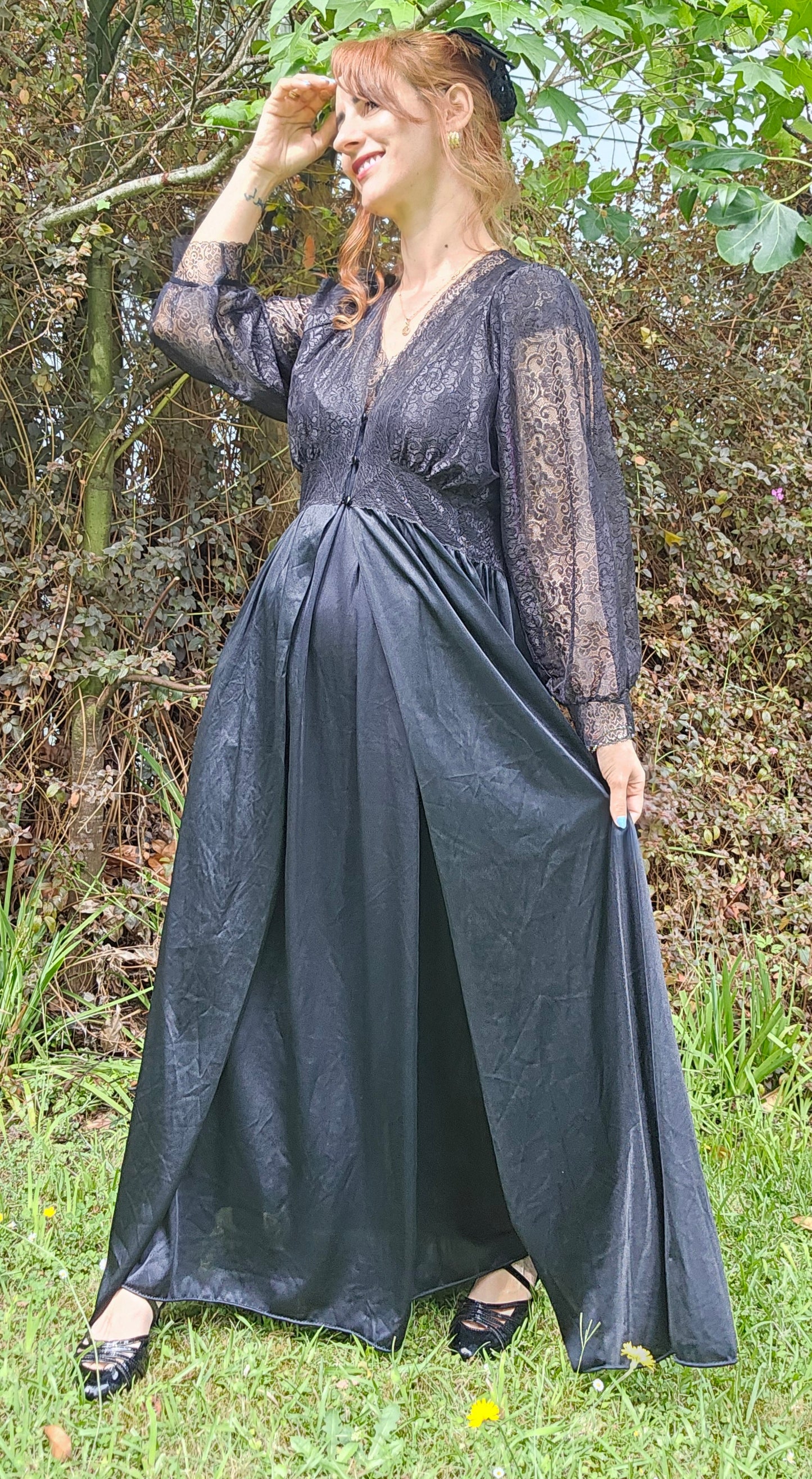 Black Vintage Robe & Slip dress set by Bendon Lingerie lace Gown Vintage Robe