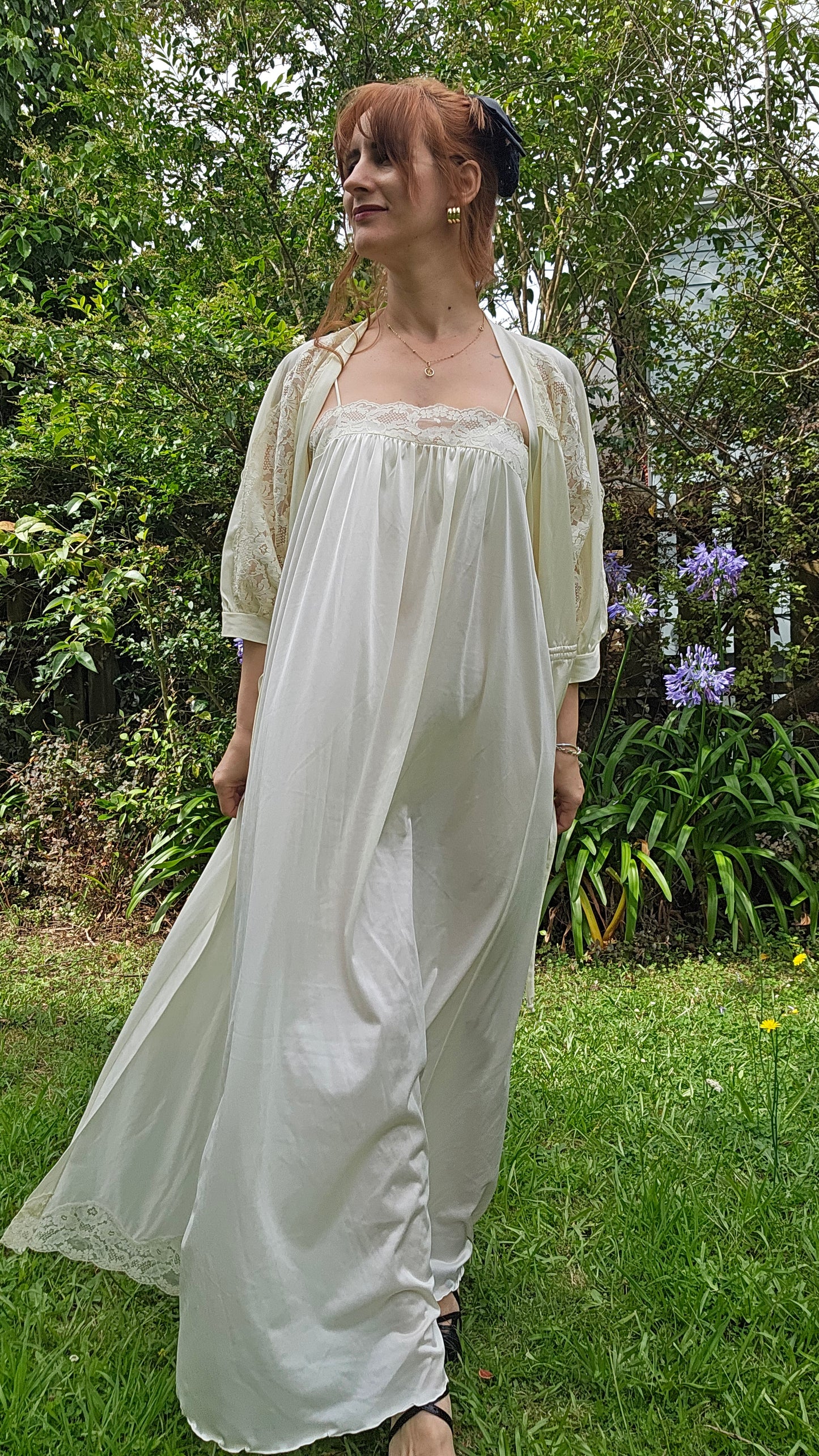 Vintage Bridal Robe & Slip dress set Lingerie lace Gown Vintage Robe