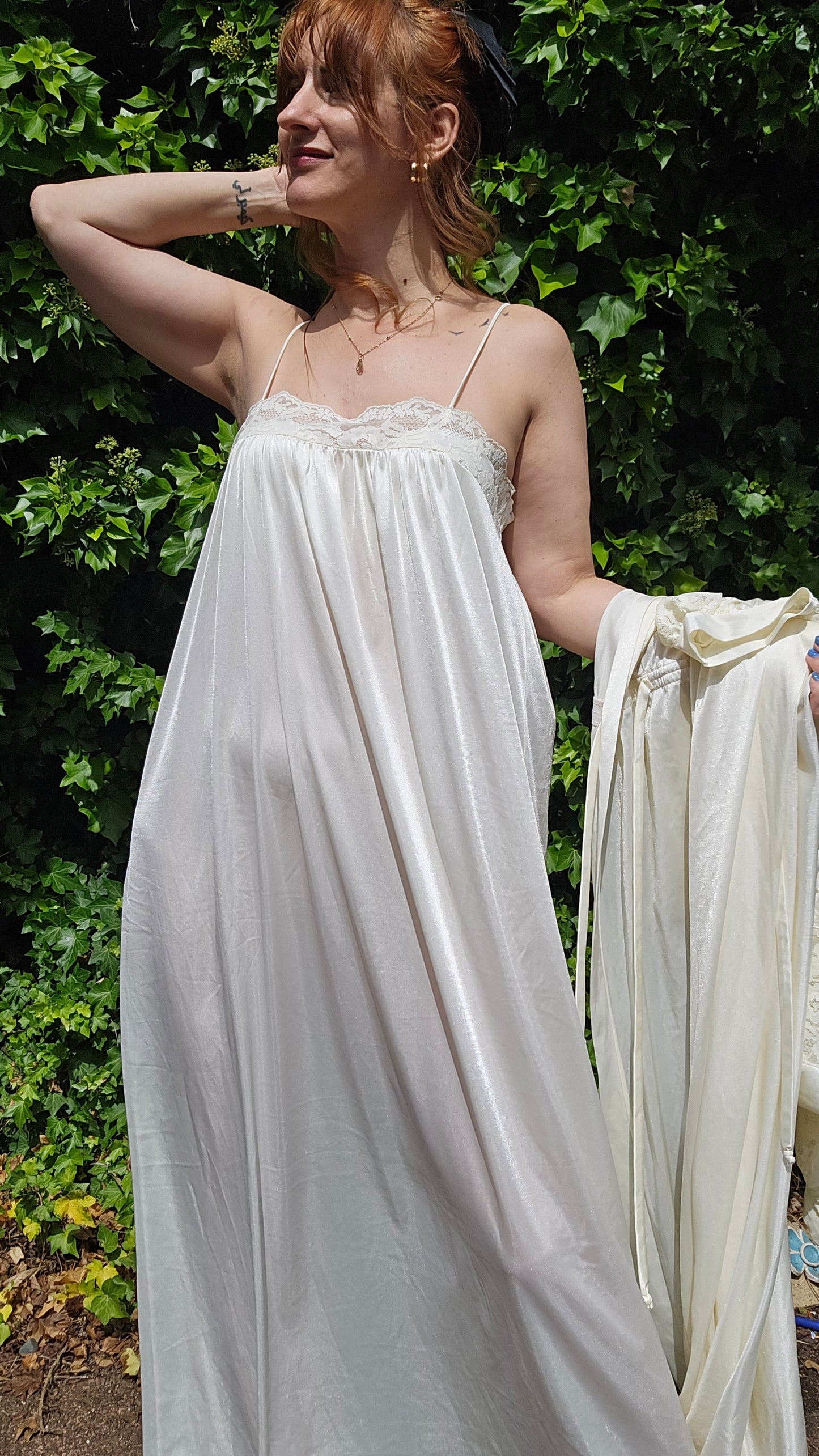 Vintage Bridal Robe & Slip dress set Lingerie lace Gown Vintage Robe
