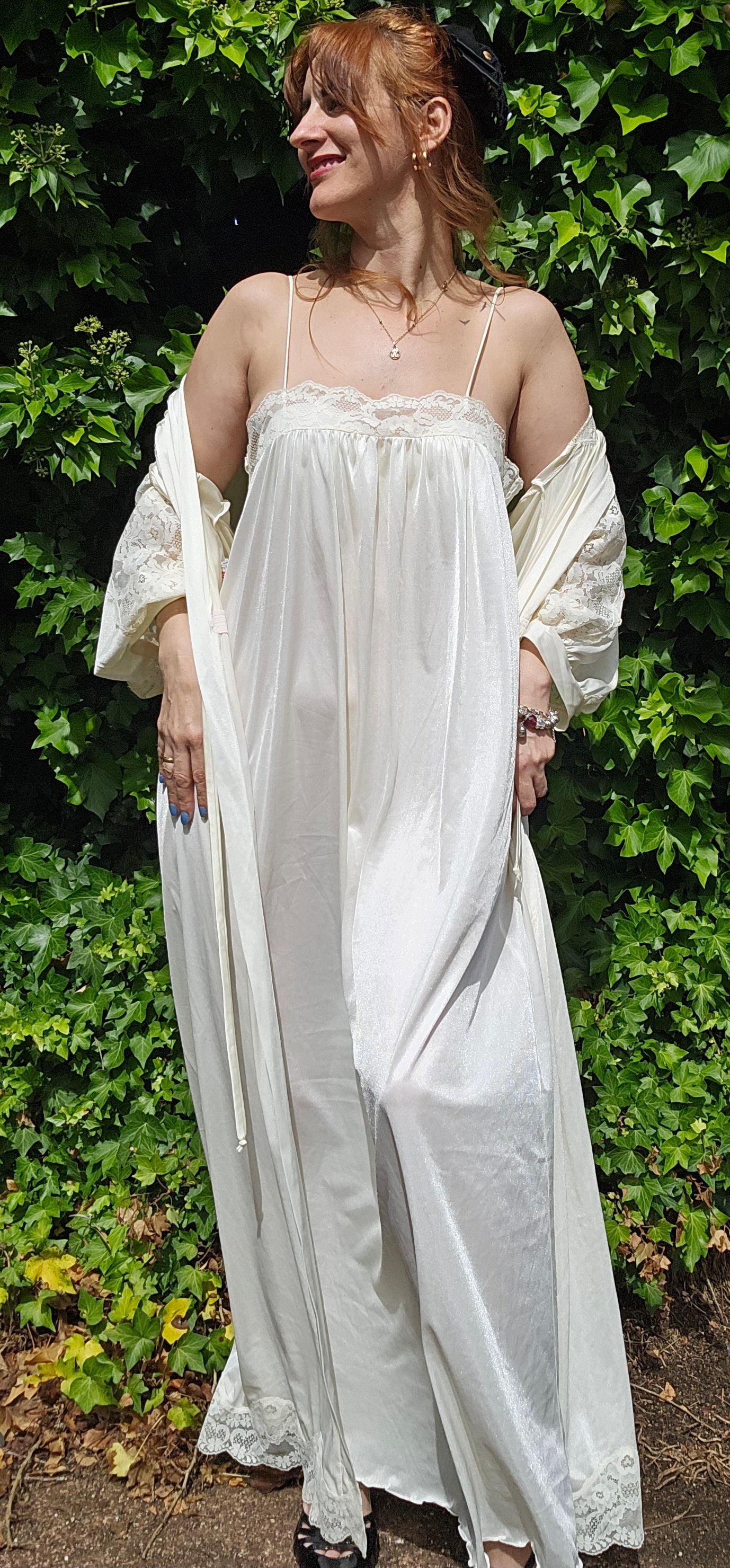 Vintage Bridal Robe & Slip dress set Lingerie lace Gown Vintage Robe