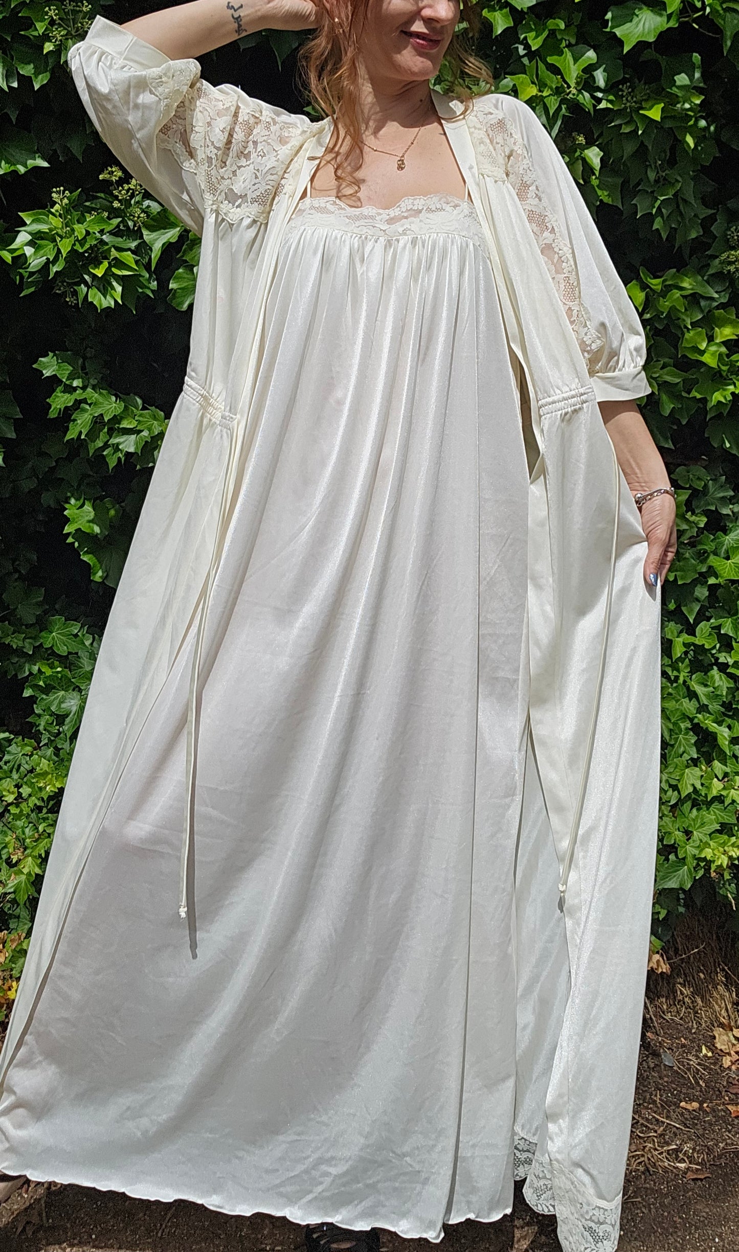 Vintage Bridal Robe & Slip dress set Lingerie lace Gown Vintage Robe
