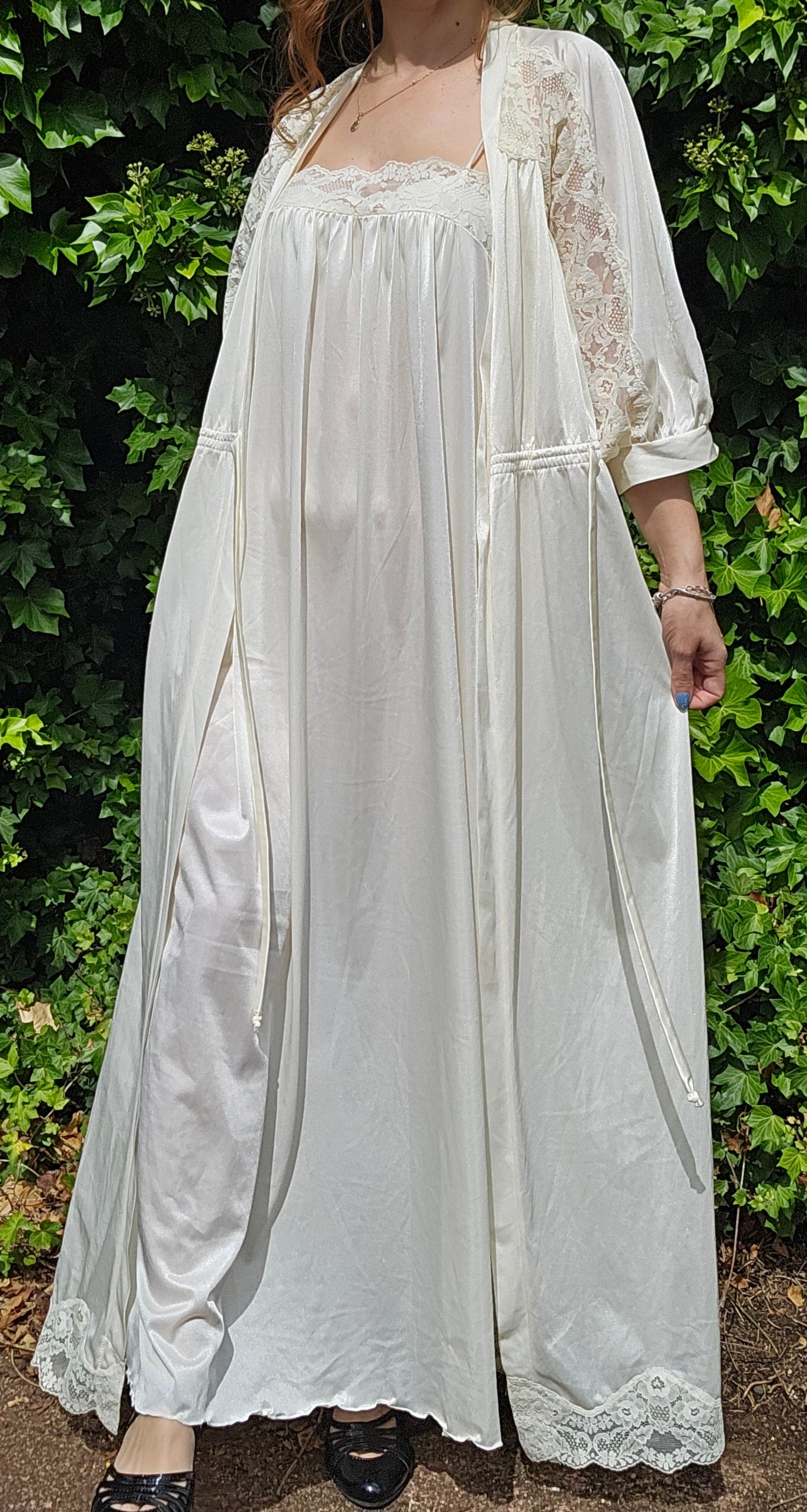 Vintage Bridal Robe & Slip dress set Lingerie lace Gown Vintage Robe