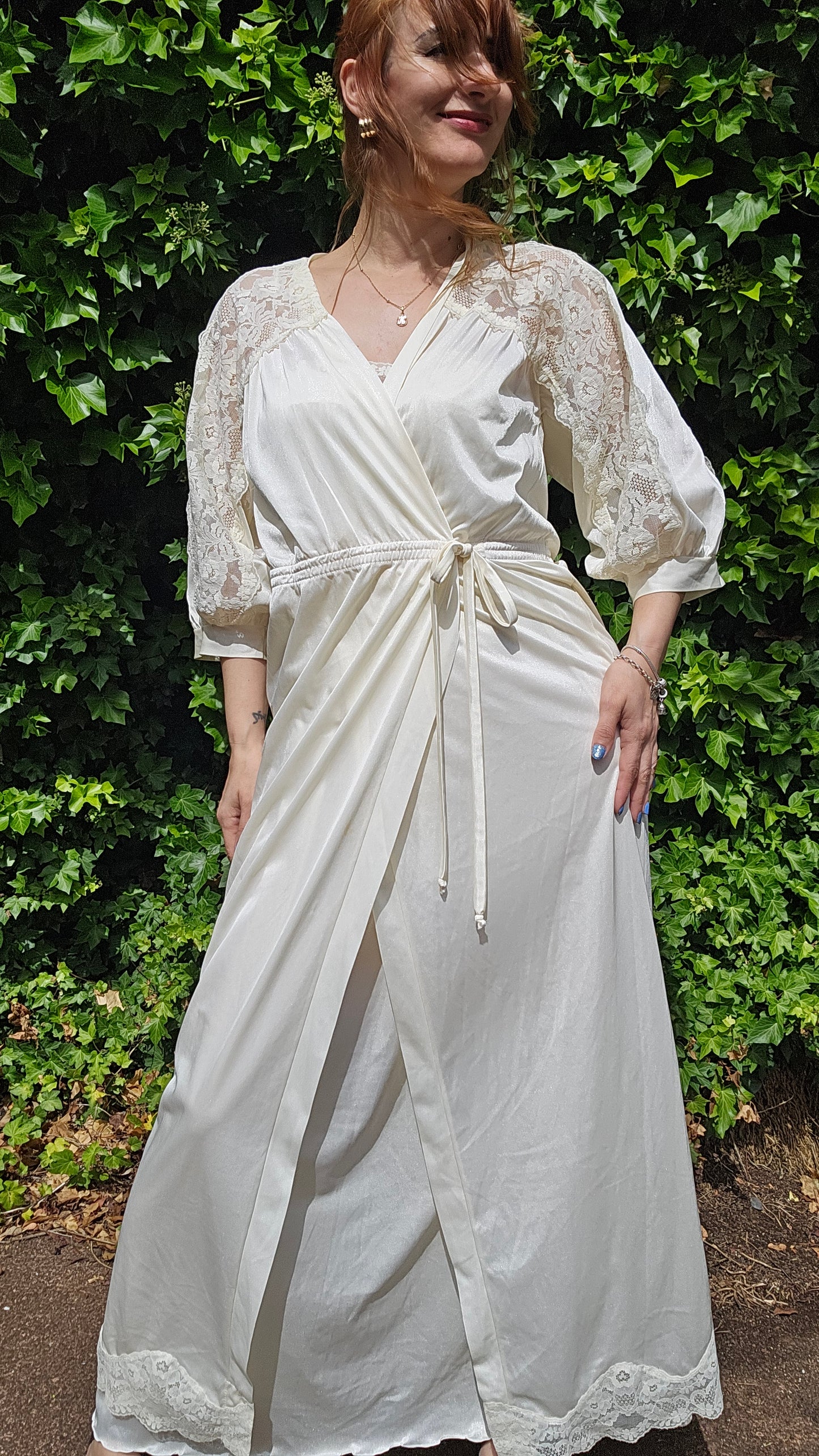 Vintage Bridal Robe & Slip dress set Lingerie lace Gown Vintage Robe
