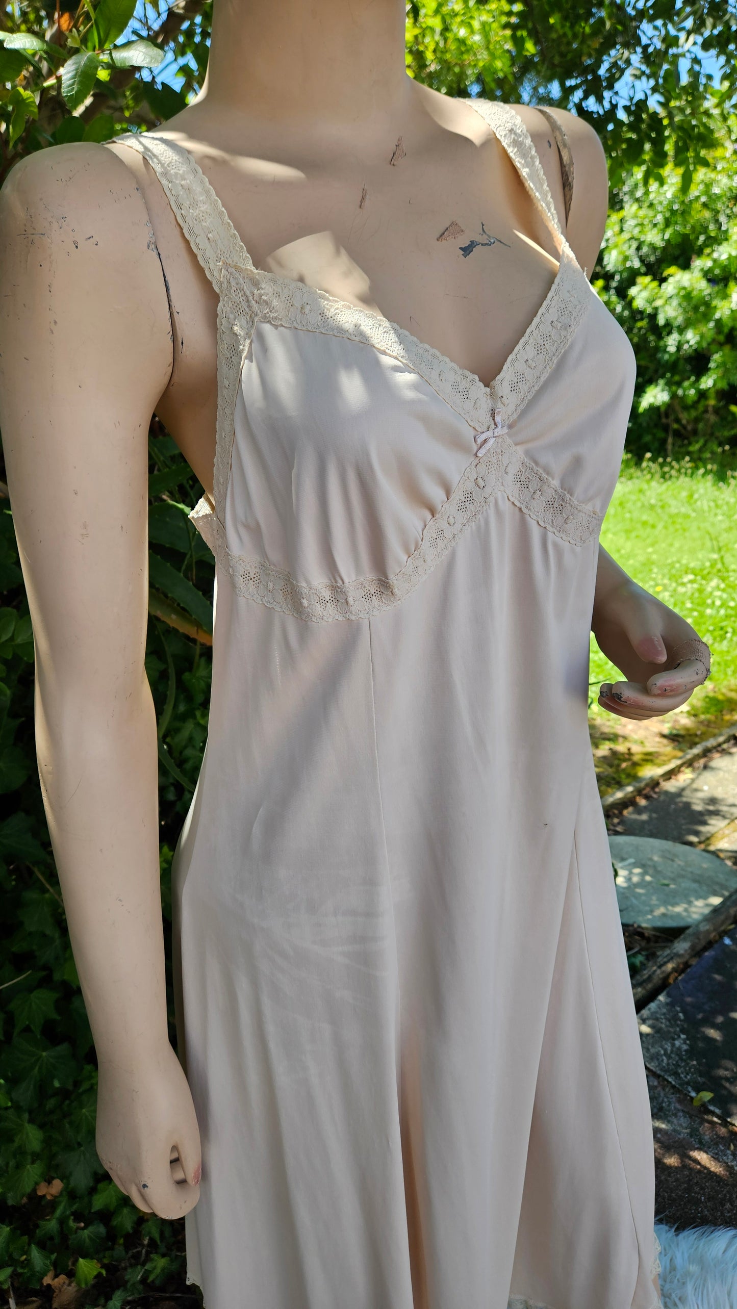 Vintage Slip wear - slip Dress- Night Gown - nighty