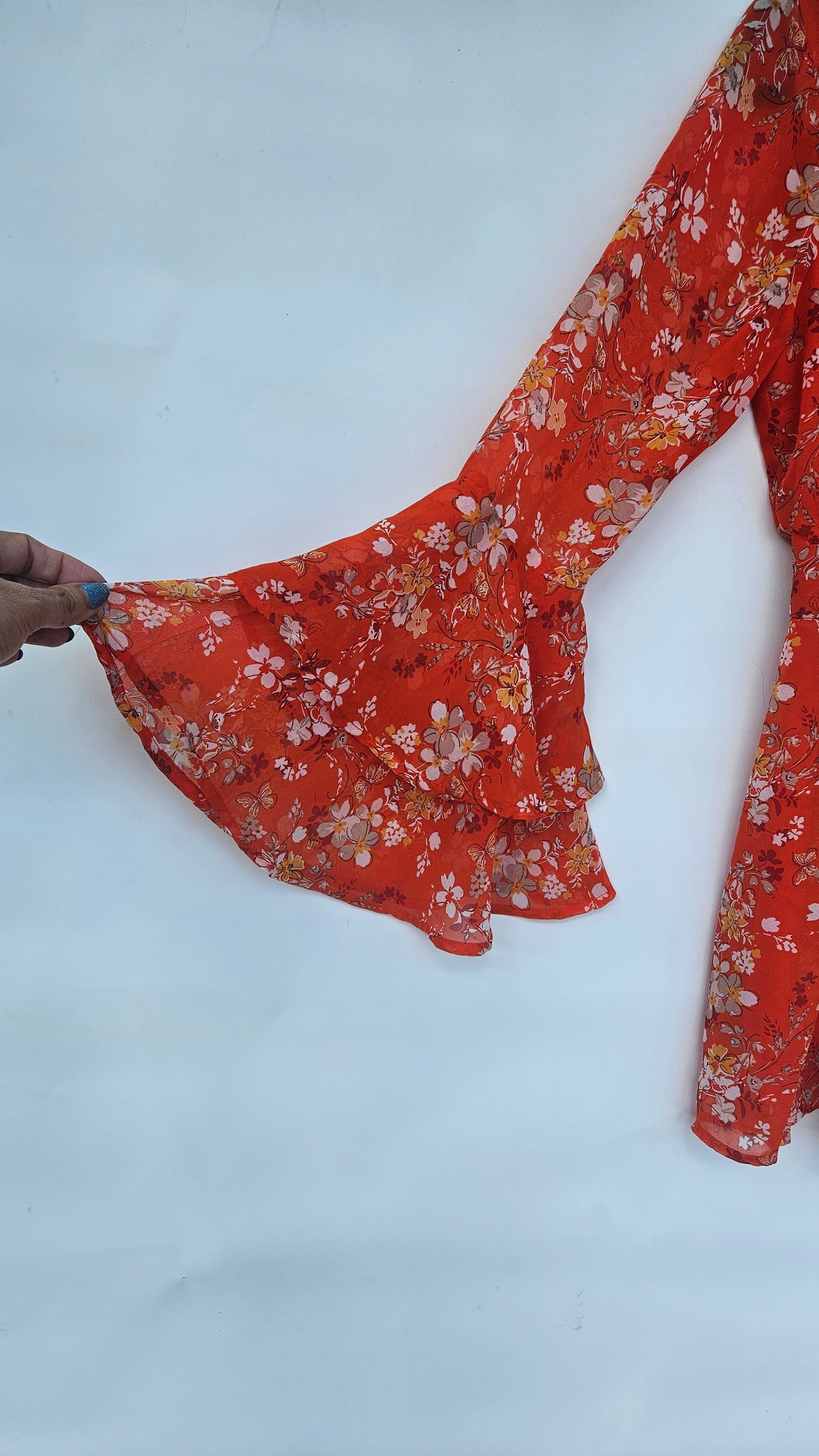 Floral Dotti Play Suit - Size 6. Adorable floral playsuit!