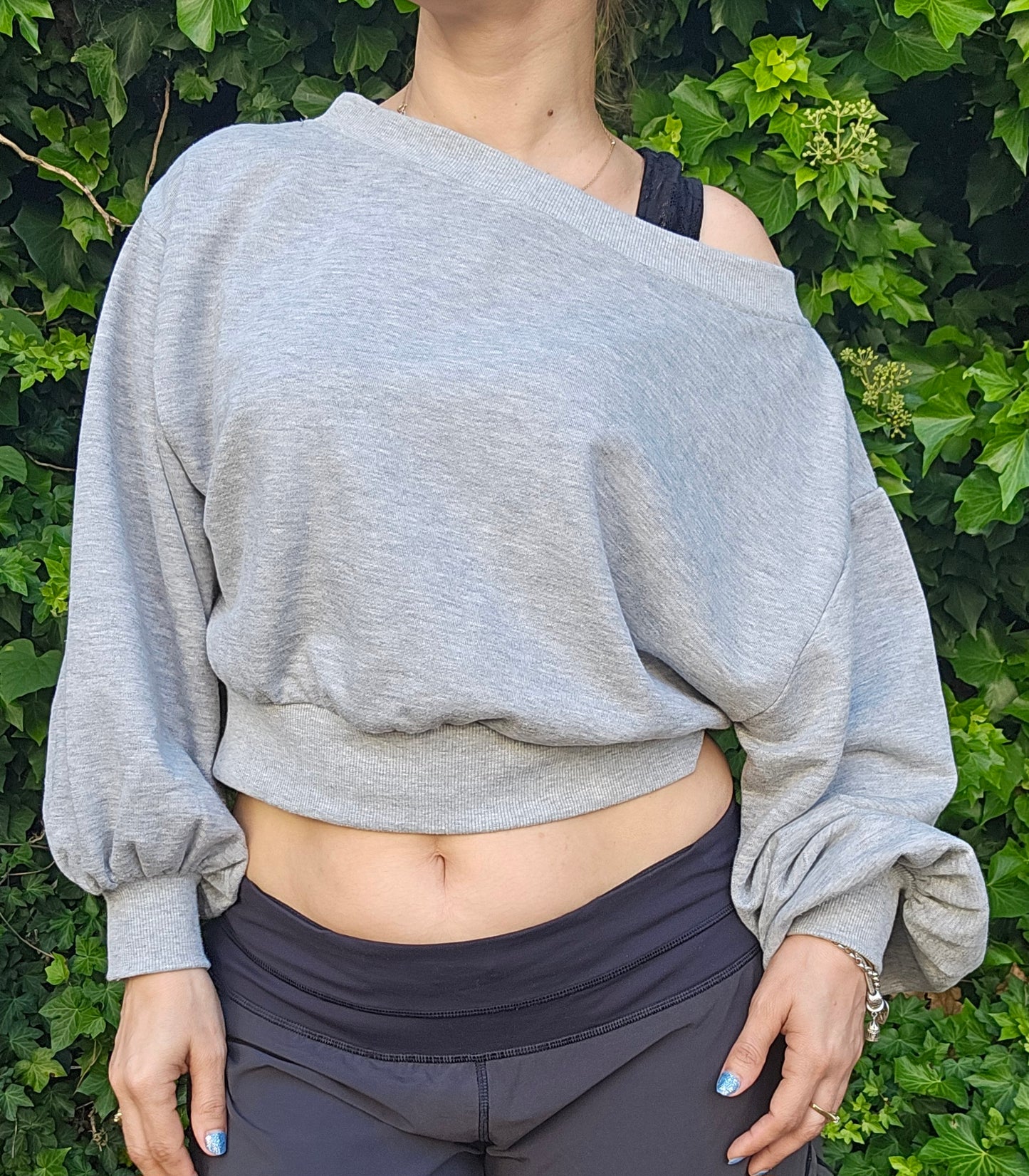 Deconstructed Cropped Sweatshirt Crewneck - Crop Top