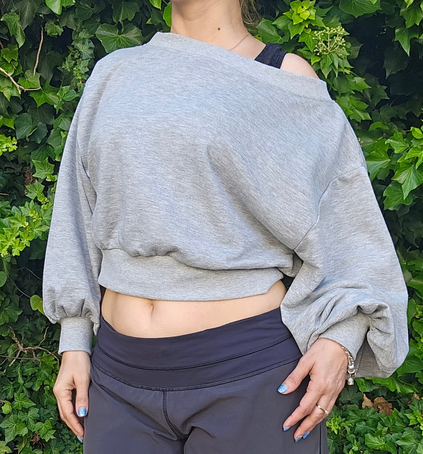 Deconstructed Cropped Sweatshirt Crewneck - Crop Top
