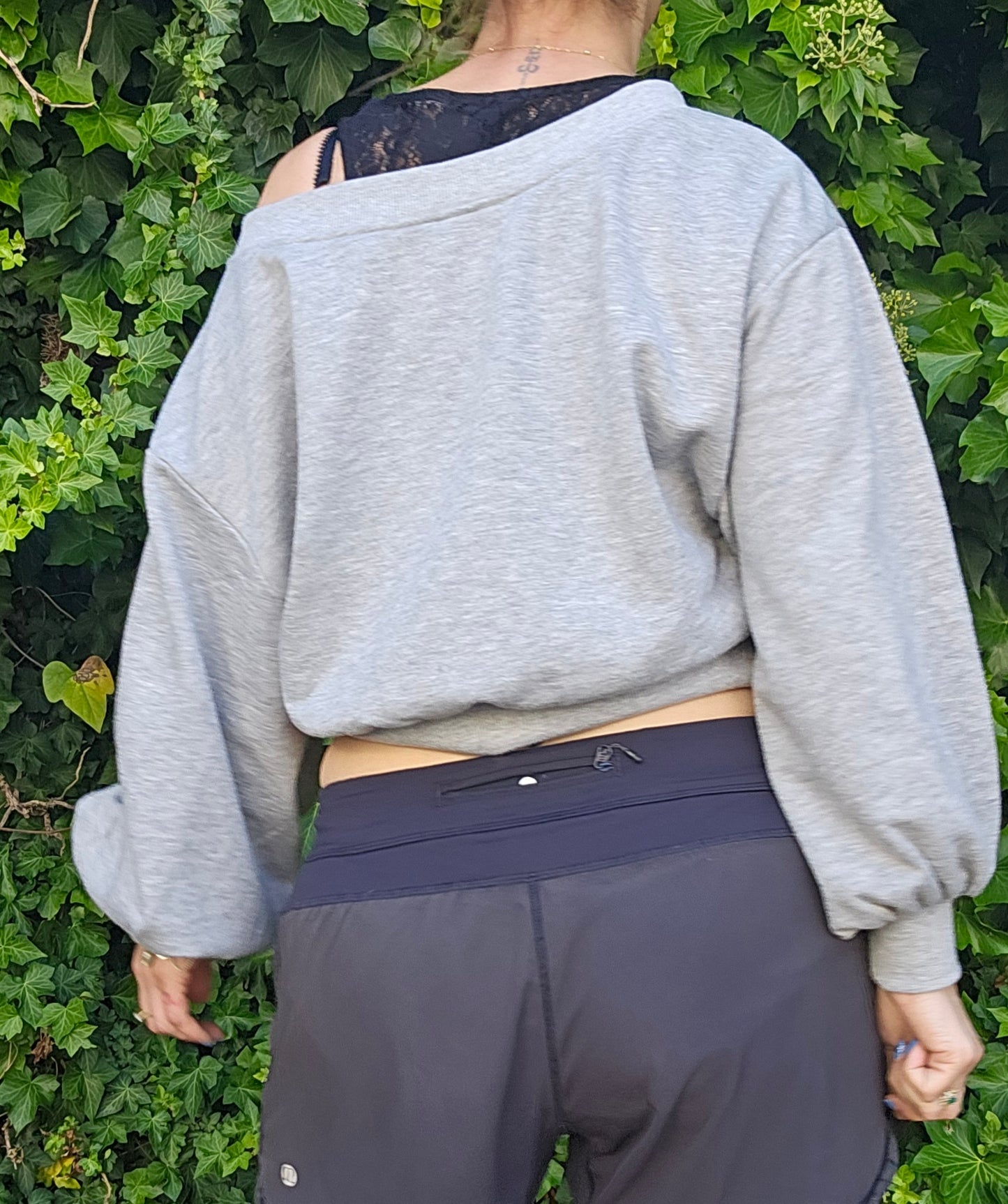 Deconstructed Cropped Sweatshirt Crewneck - Crop Top