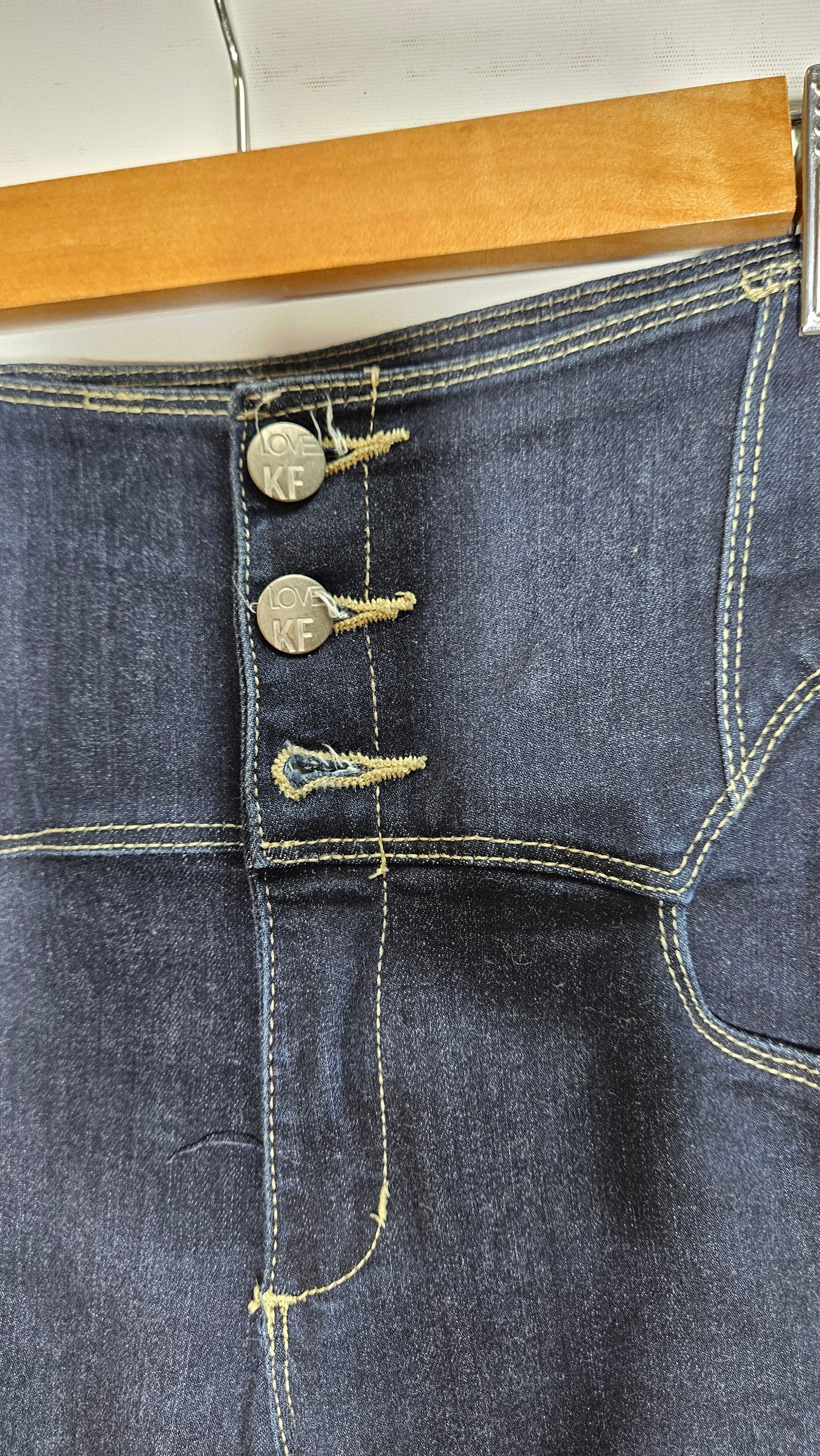 Kelly Felder High waisted Denim Pants Size 28.