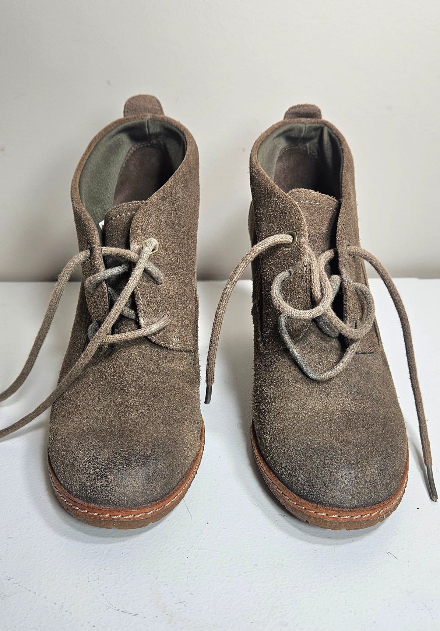 Stunning TIMBERLAND GLANCY Chukka Ankle BOOTS SUEDE High Heels Lace UpsBoots Size 38.