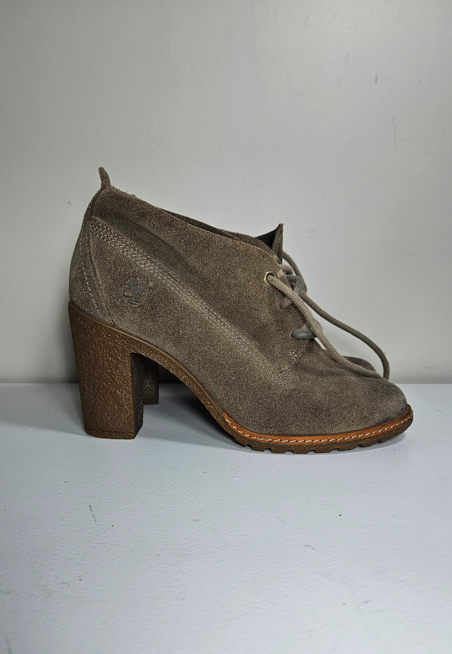 Stunning TIMBERLAND GLANCY Chukka Ankle BOOTS SUEDE High Heels Lace UpsBoots Size 38.