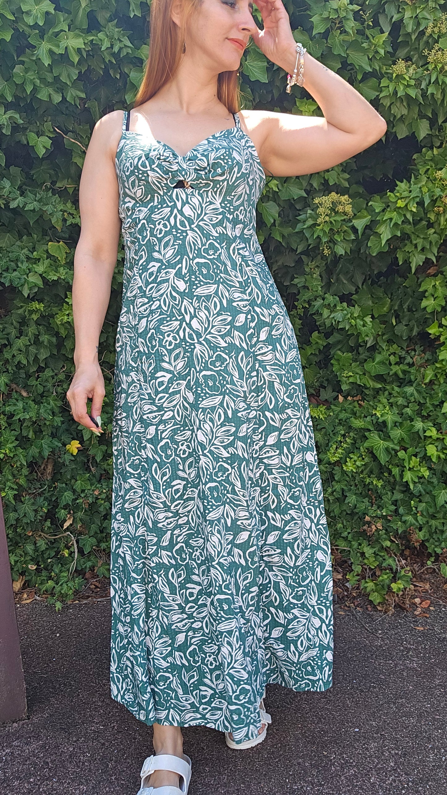 Gorgeous Floral / Green Maxi Dress Size 10 Perfect Condition