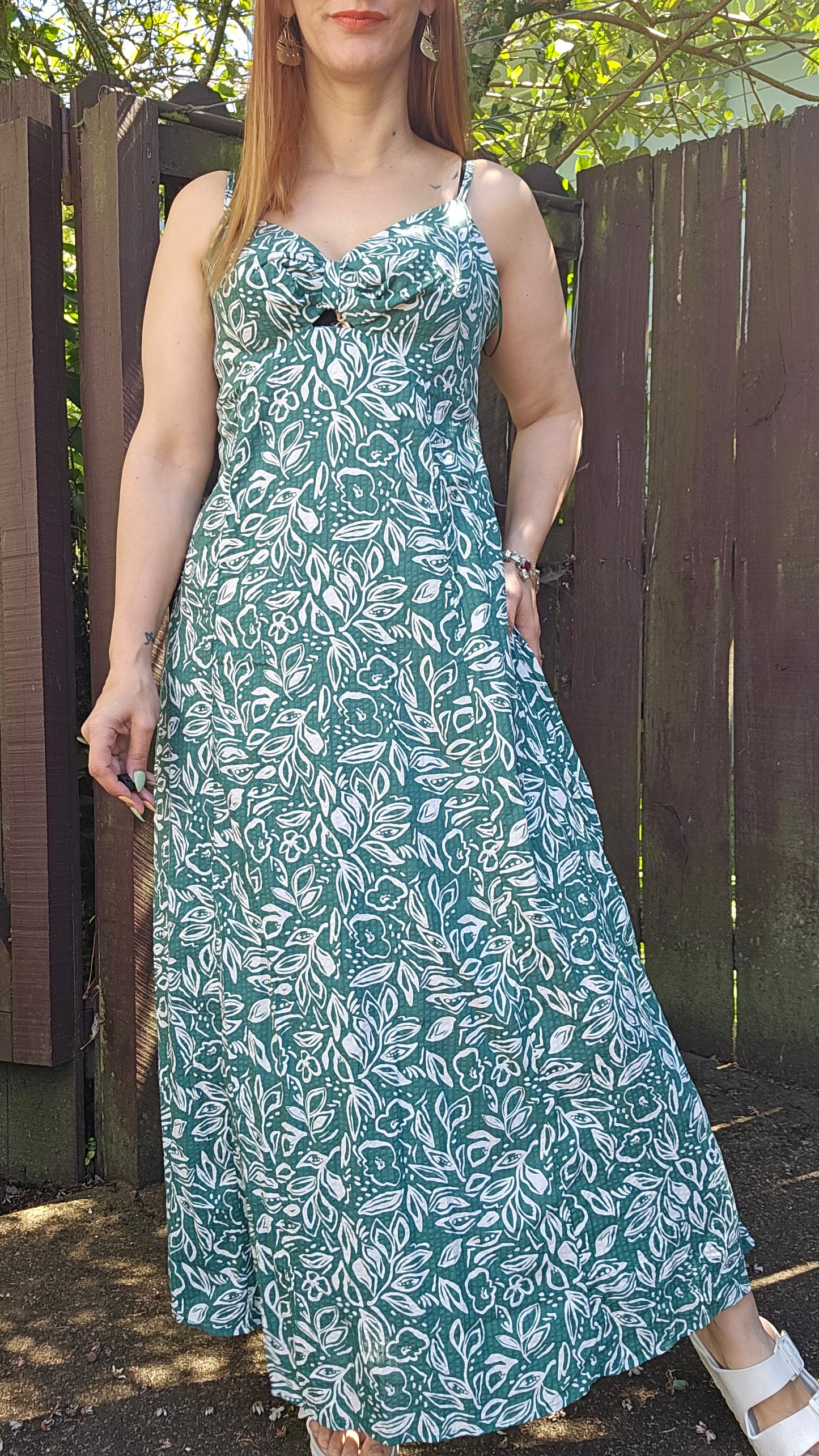 Gorgeous Floral / Green Maxi Dress Size 10 Perfect Condition