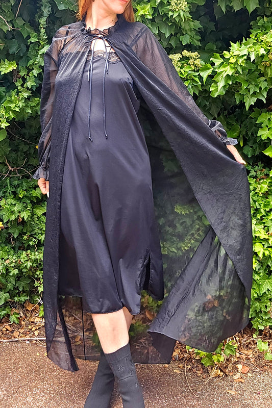 Nz Vintage black Robe & Slip dress Lingerie lace Gown Vintage Robe
