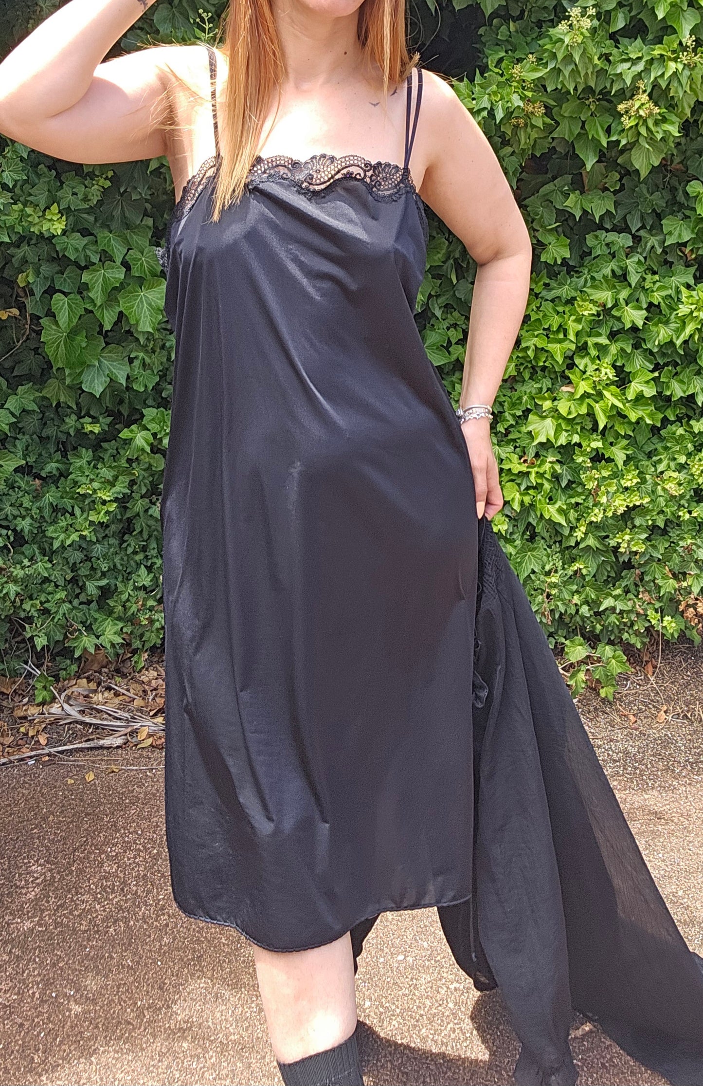 Nz Vintage black Robe & Slip dress Lingerie lace Gown Vintage Robe