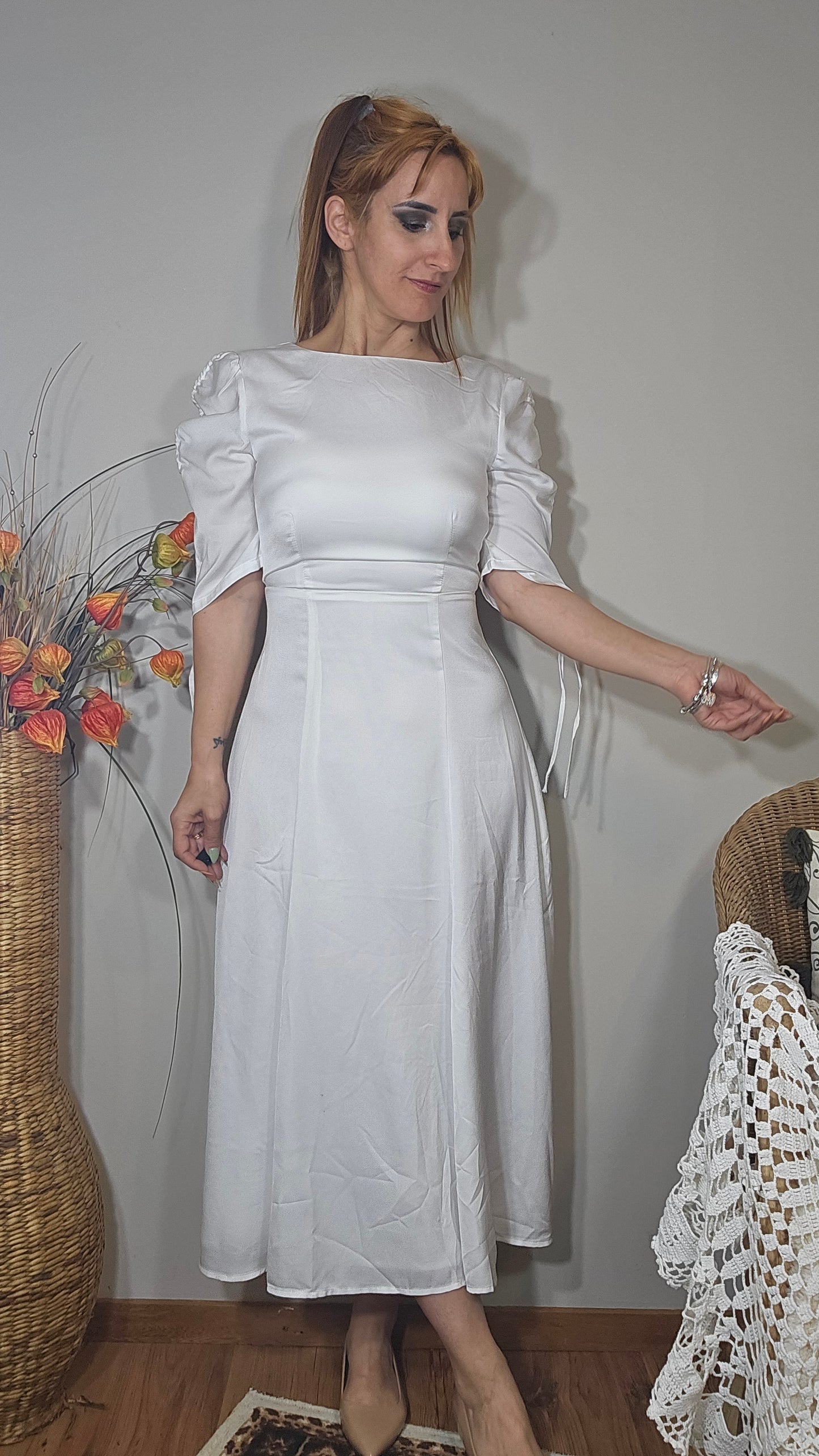 Romantic
Puff Sleeve Cut Out A line Dress Midi Dress