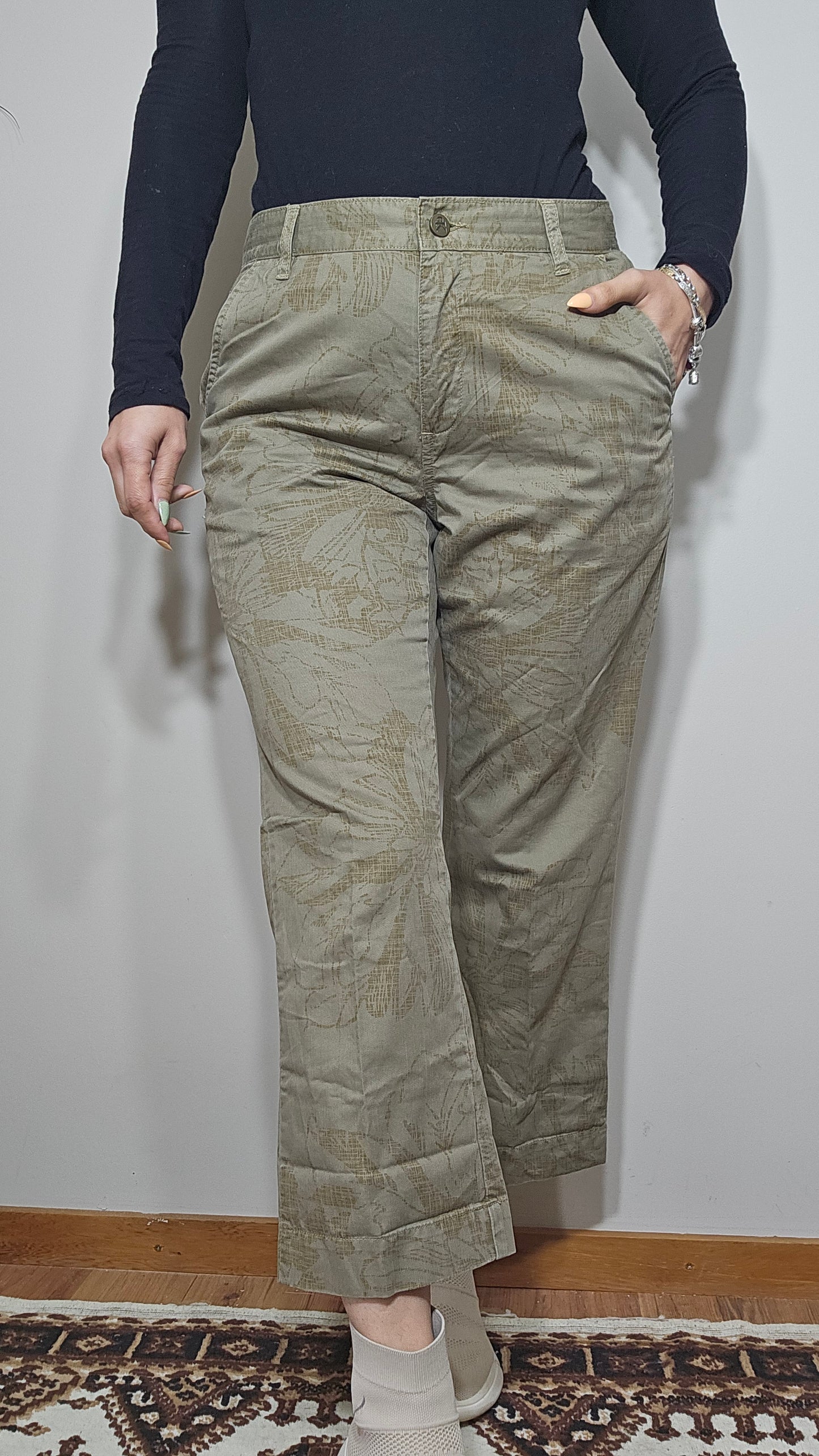 Calvin Klein Womens Pants 6 Beige Floral Cotton Cropped Boho trousers - pants