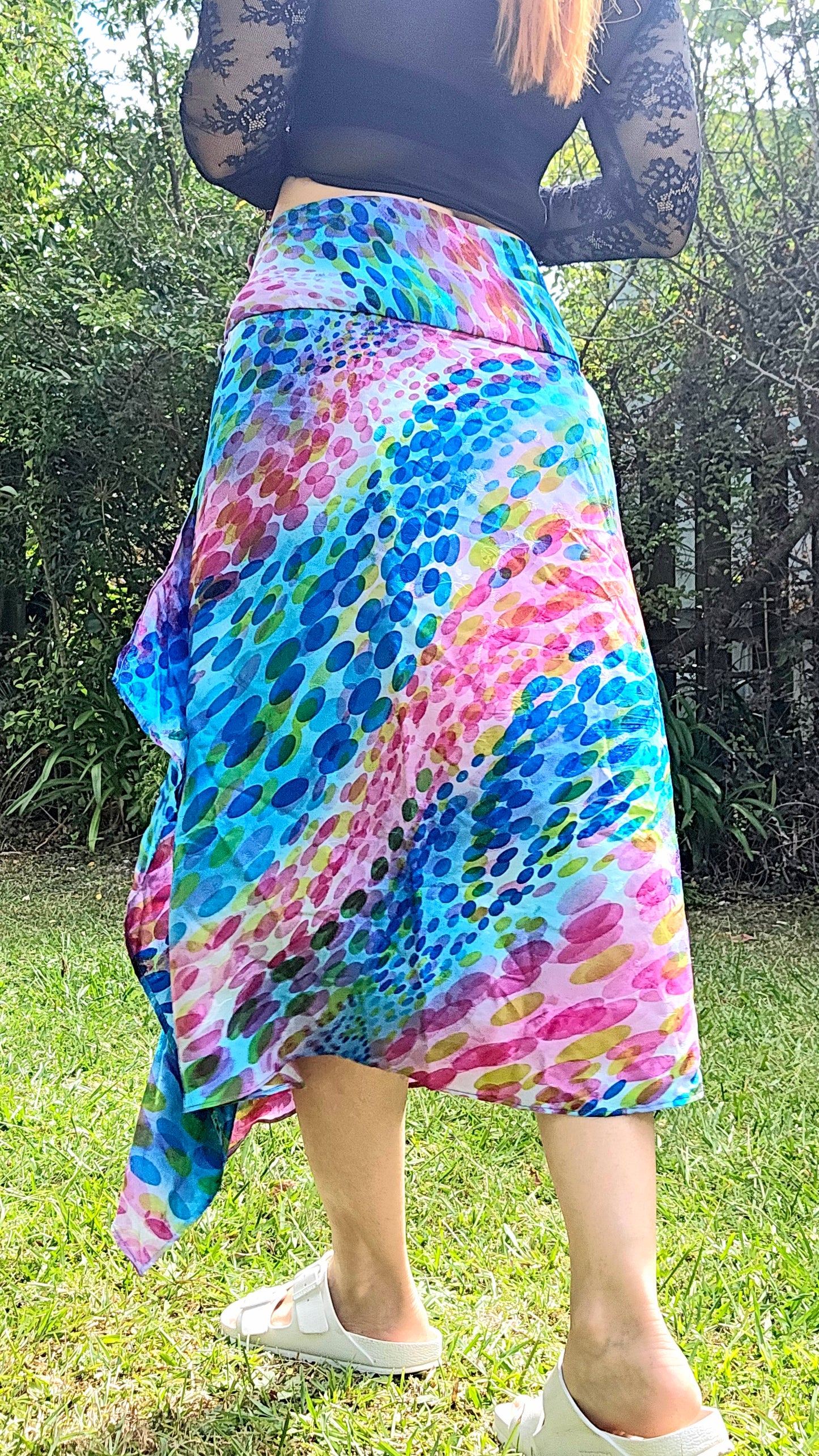 colorful skirt 100% silk made in new zealand preloved condition size medium in auckland