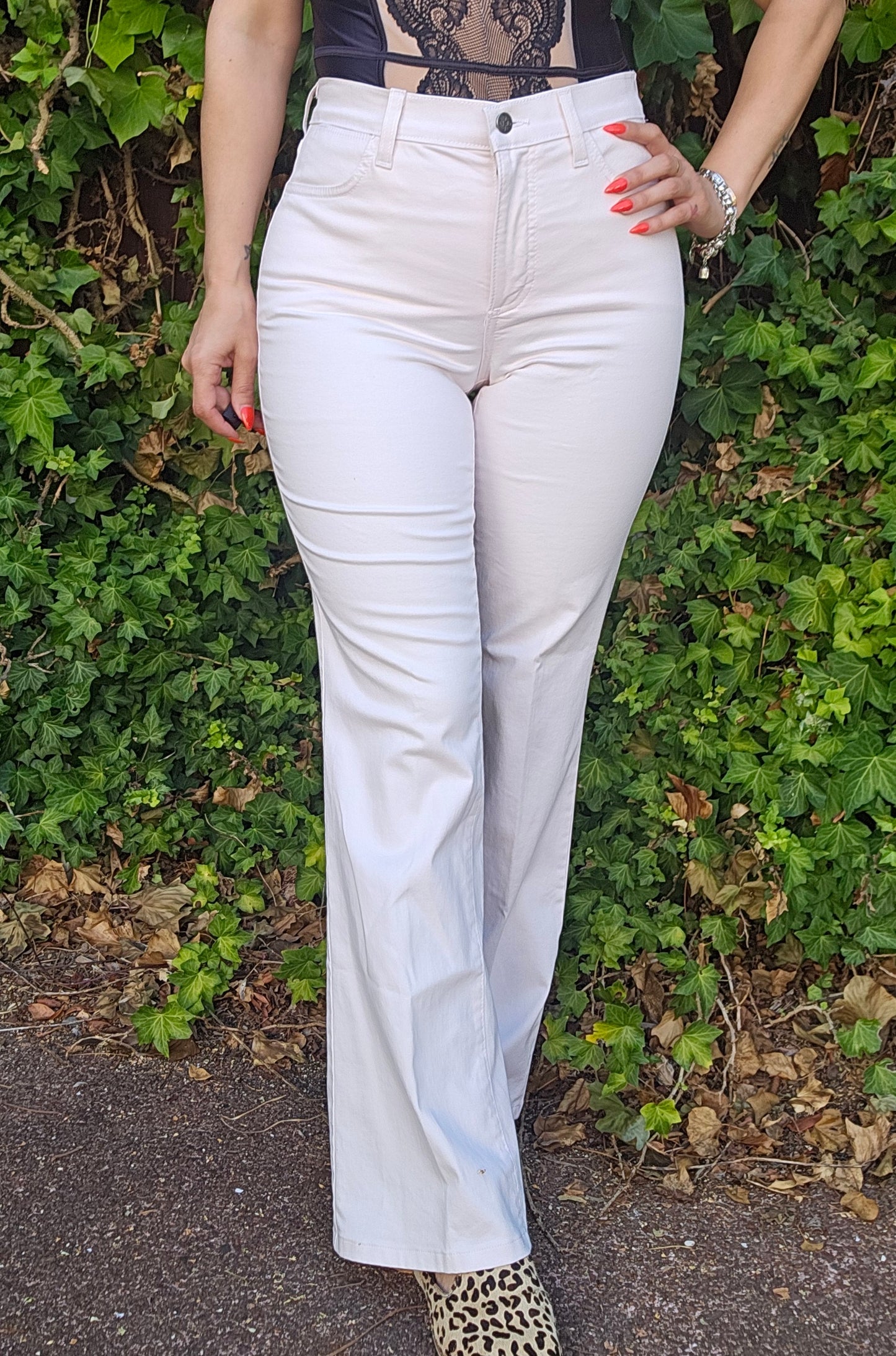 NYDJ Bootcut style Flared High Waist Pants - Trousers